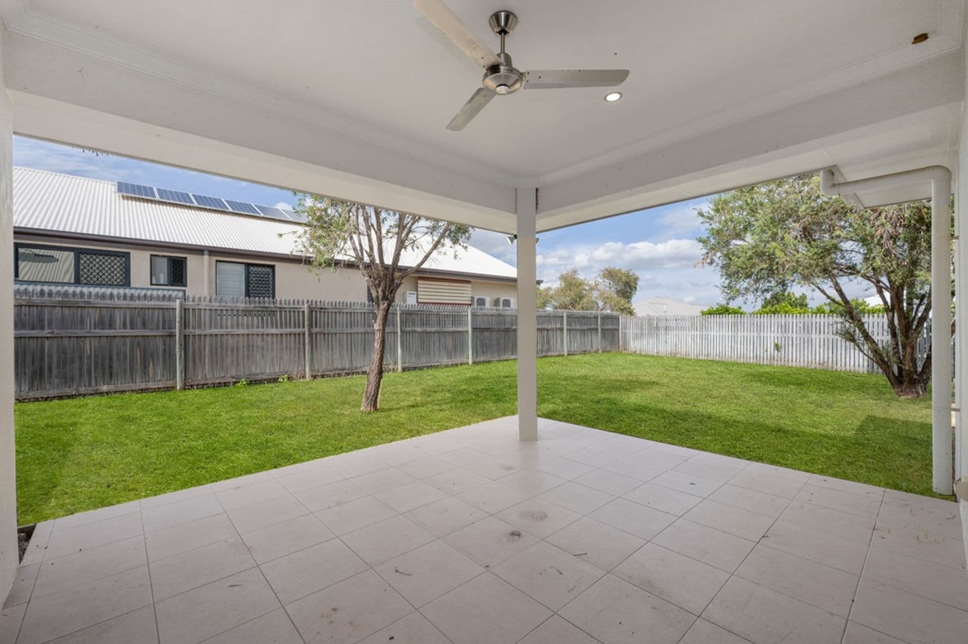 28 Franklin Drive, Mount Louisa, QLD, 4814, Mount Louisa - Thumbnail 5