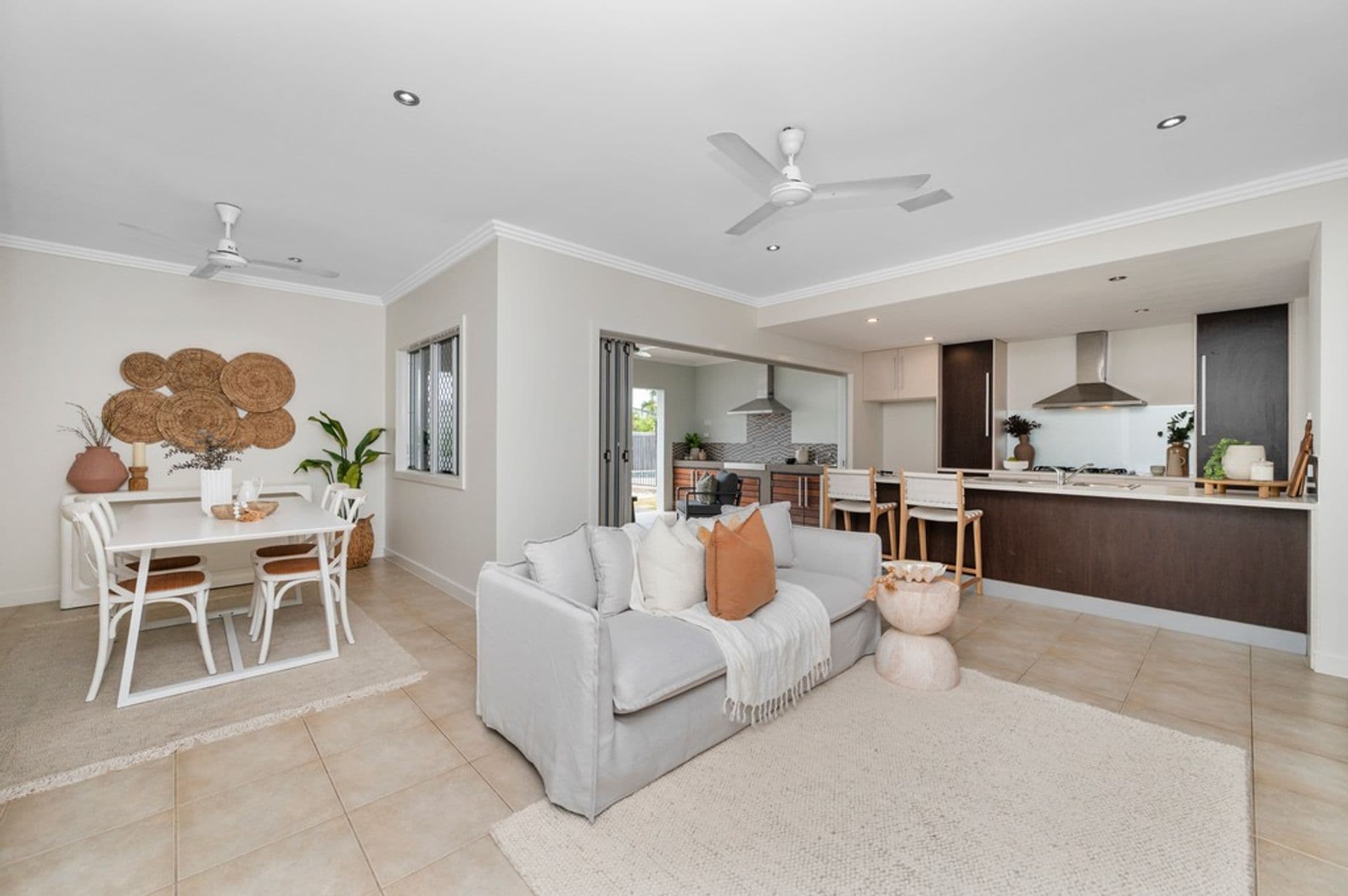 73 Bamboo Crescent, Mount Louisa, QLD, 4814, Mount Louisa - Thumbnail 5