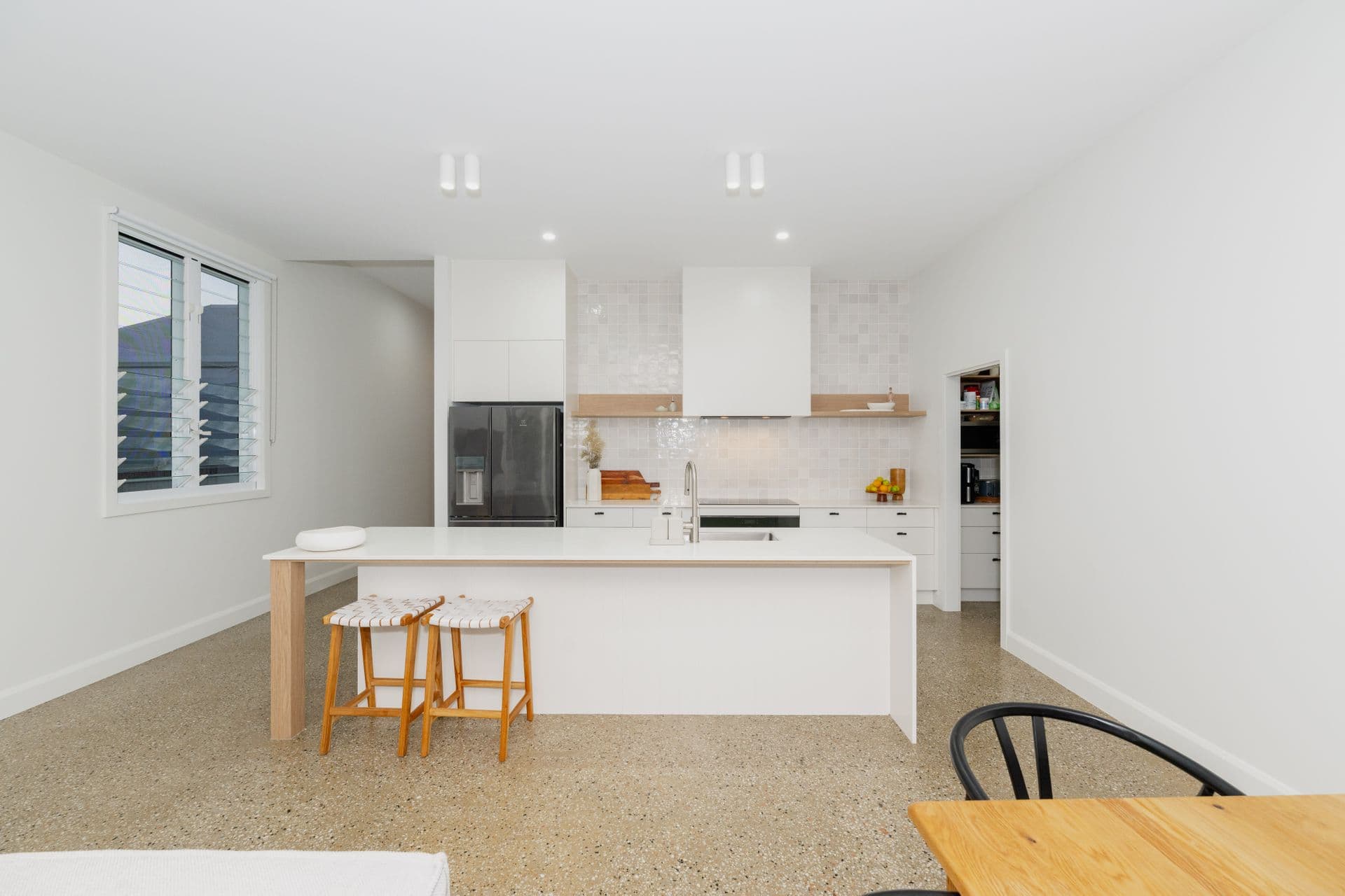 4A Plant Street, West End, QLD, 4810, West End - Thumbnail 2