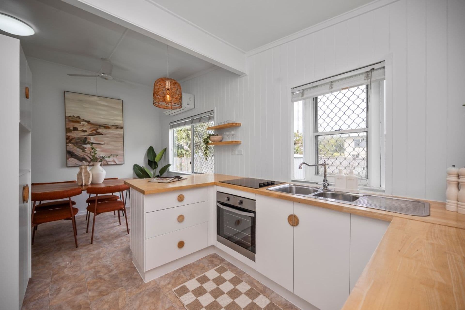 5 Weela Street, Cranbrook, QLD, 4814, Cranbrook - Thumbnail 3
