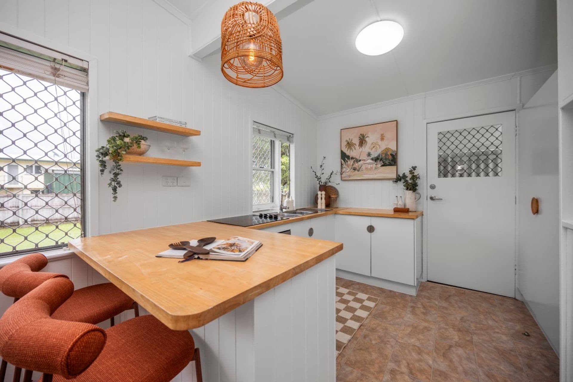 5 Weela Street, Cranbrook, QLD, 4814, Cranbrook - Thumbnail 4