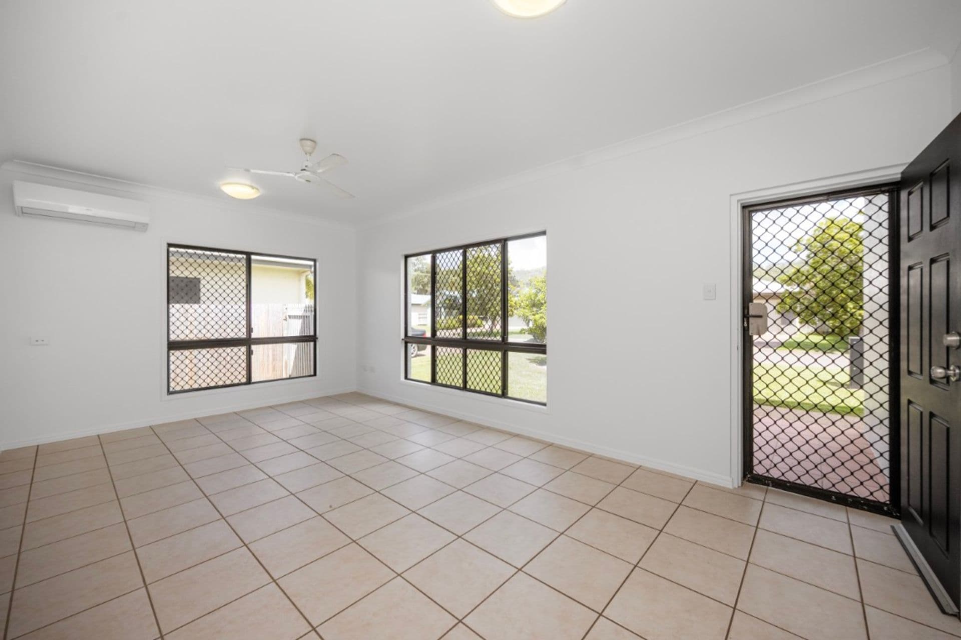 21 Castlemaine Street, Kirwan, QLD, 4817, Mount Louisa - Thumbnail 4
