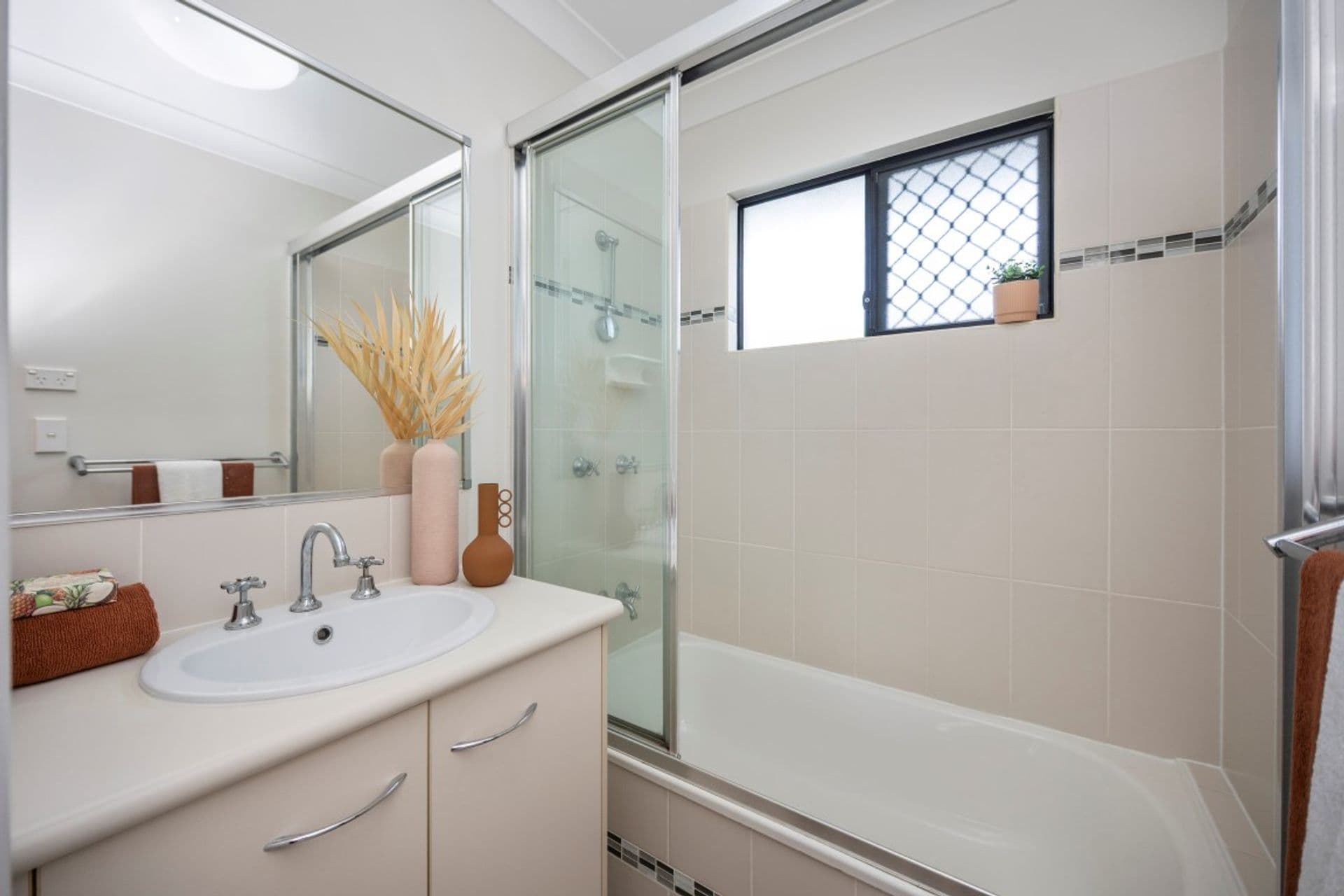 118 Daintree Drive, Bushland Beach, QLD, 4818, Bushland Beach - Thumbnail 6