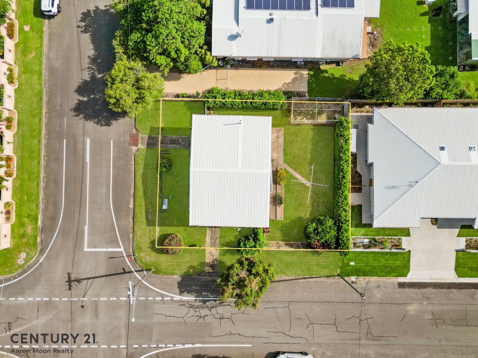 14 Lowth Street, Rosslea, QLD, 4812, Rosslea - Thumbnail 7