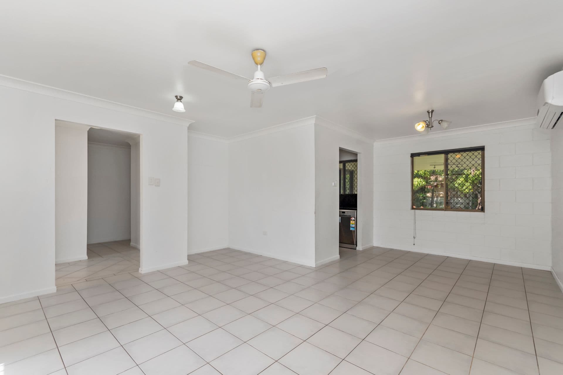 25 Alan John Street, Kelso, QLD, 4815, Kelso - Thumbnail 4