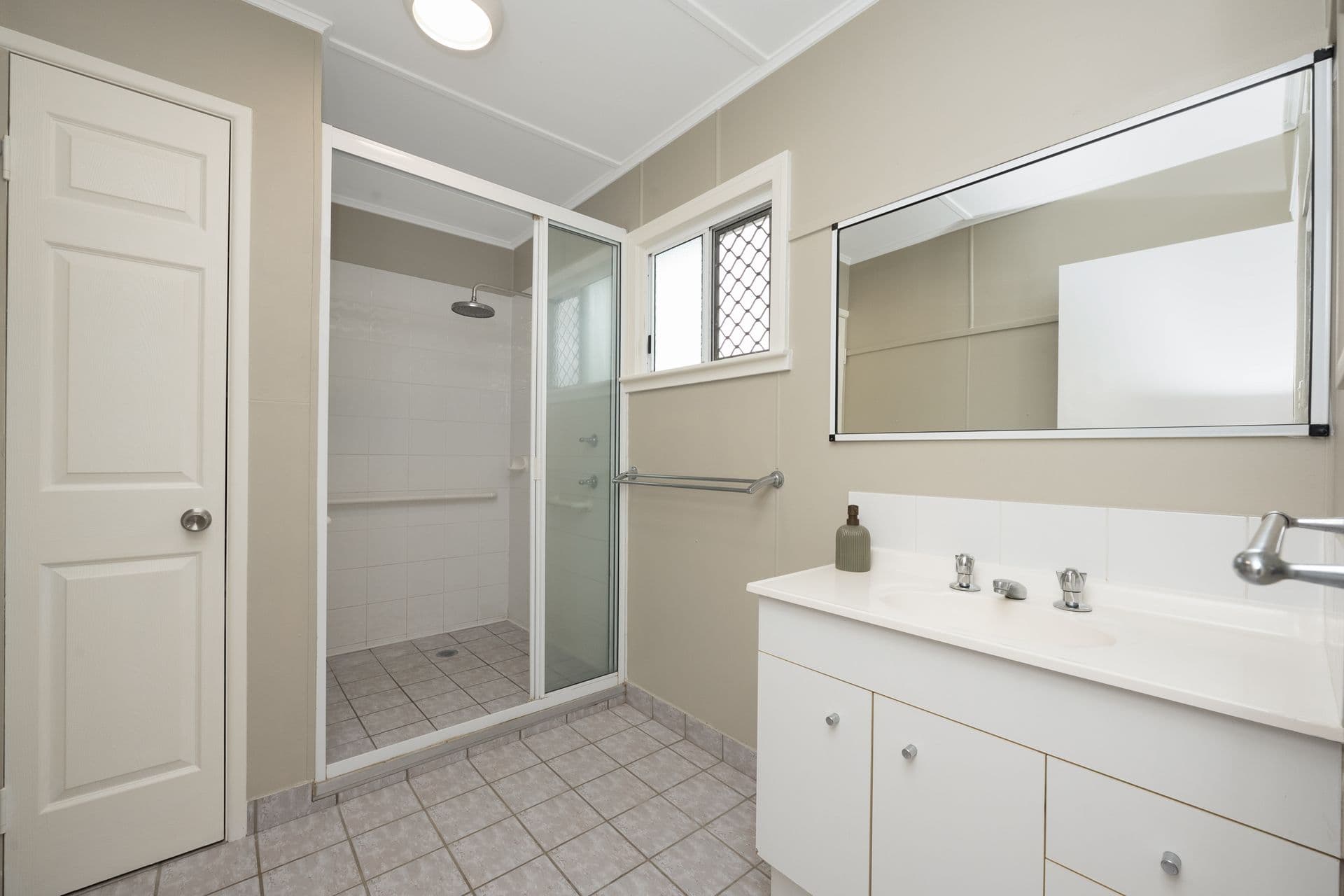 32 Berontha Street, Cranbrook, QLD, 4814, Cranbrook - Thumbnail 8