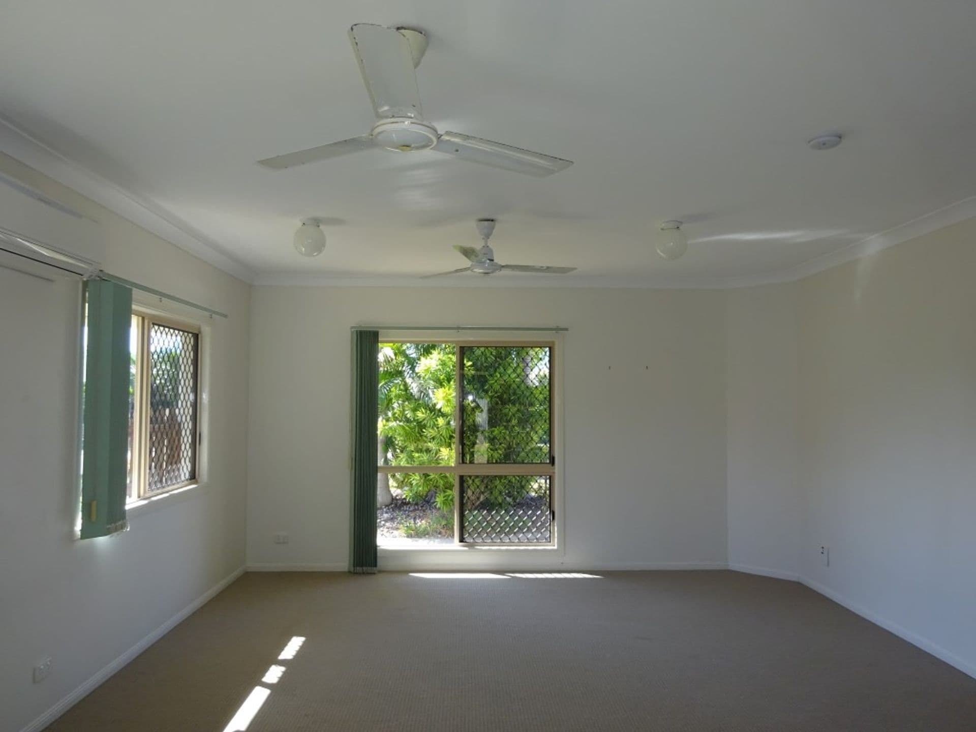 72 Florida Place, Kirwan, QLD, 4817, Kirwan - Thumbnail 4