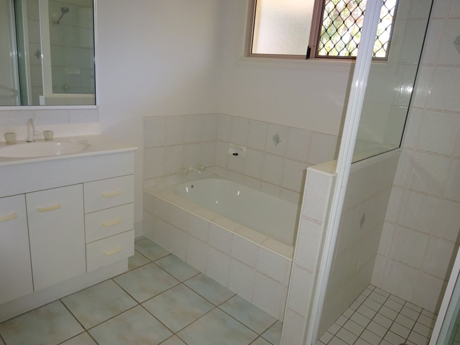 72 Florida Place, Kirwan, QLD, 4817, Kirwan - Thumbnail 5