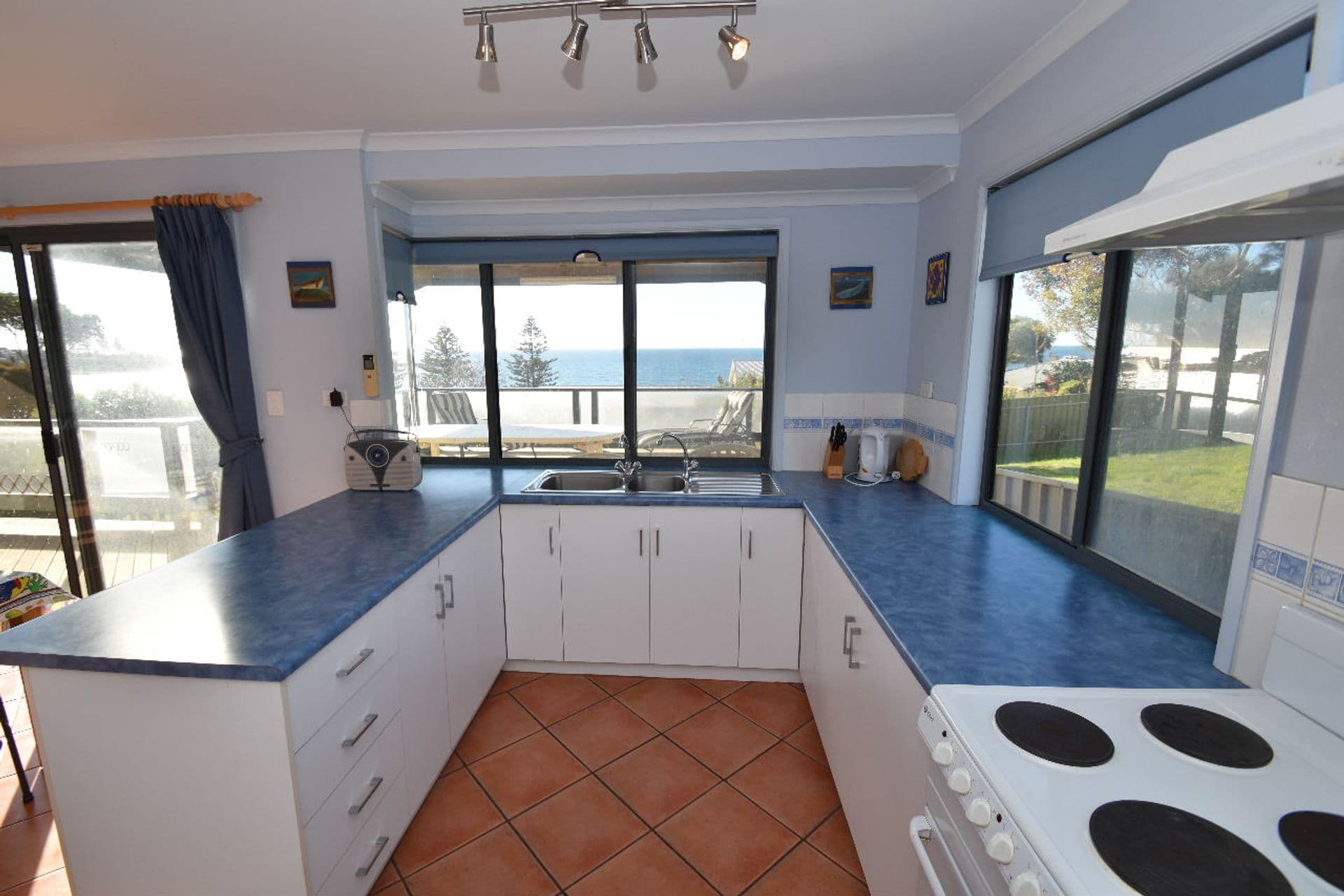 7 South Terrace, Penneshaw, SA, 5222, Penneshaw - Thumbnail 3