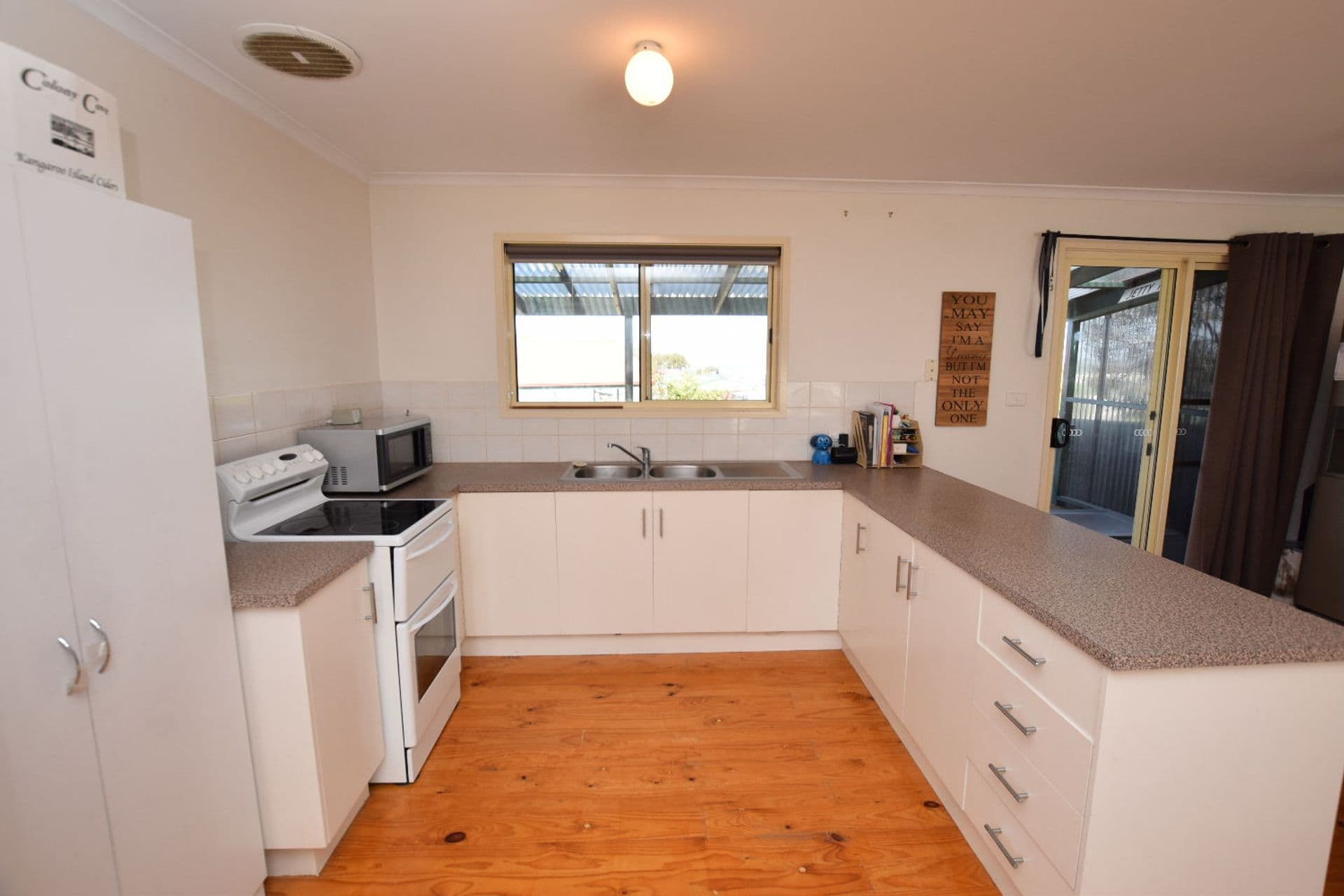 5 Emma Drive, Kingscote, SA, 5223, Kingscote - Thumbnail 3