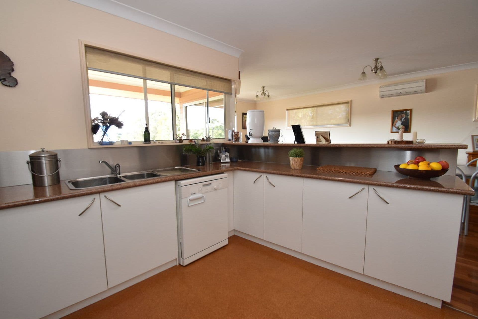 12 Dutton Street, Kingscote, SA, 5223, Kingscote - Thumbnail 6