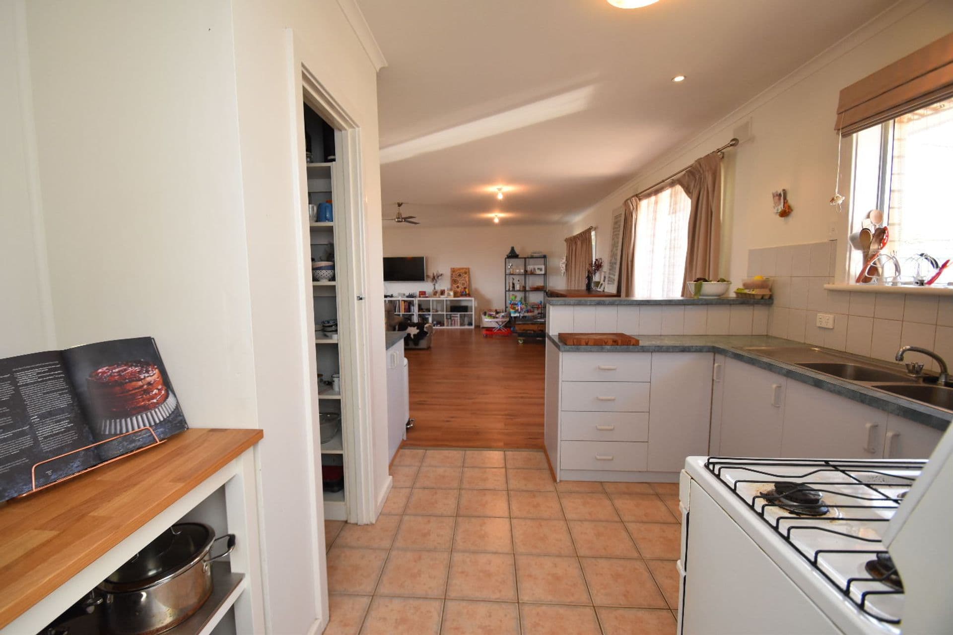 11 Franklin Street, Kingscote, SA, 5223, Kingscote - Thumbnail 6