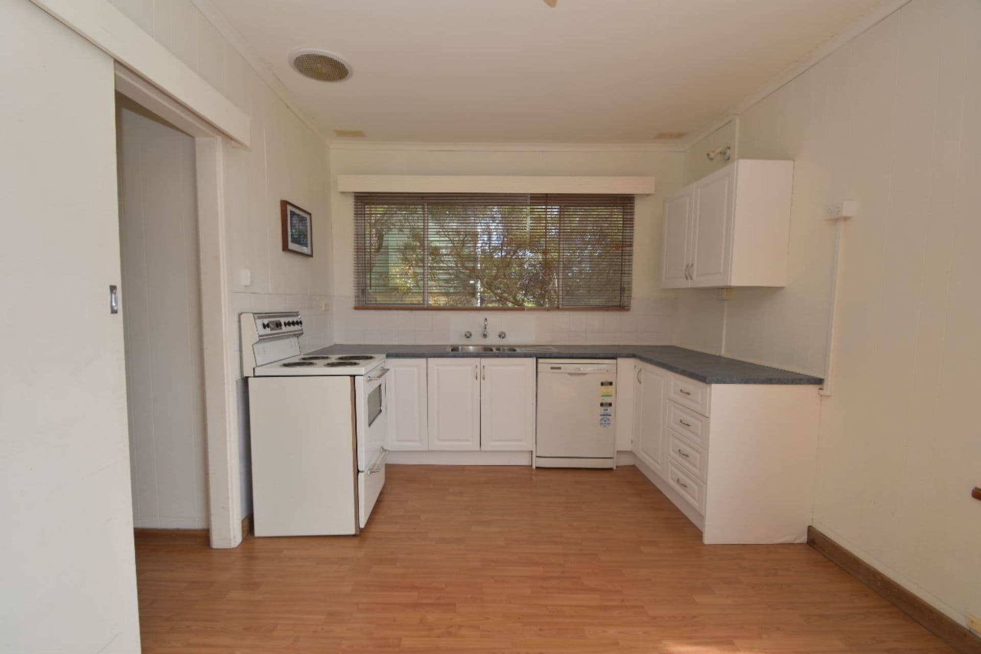 16 Flinders Terrace, Penneshaw, SA, 5222, Penneshaw - Thumbnail 5
