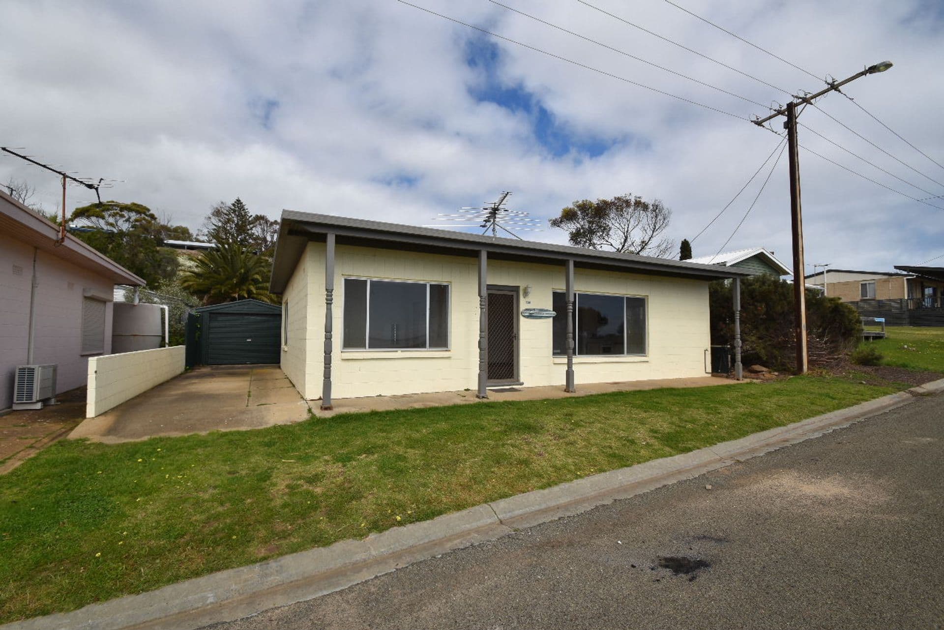 16 Flinders Terrace, Penneshaw, SA, 5222, Penneshaw - Thumbnail 3