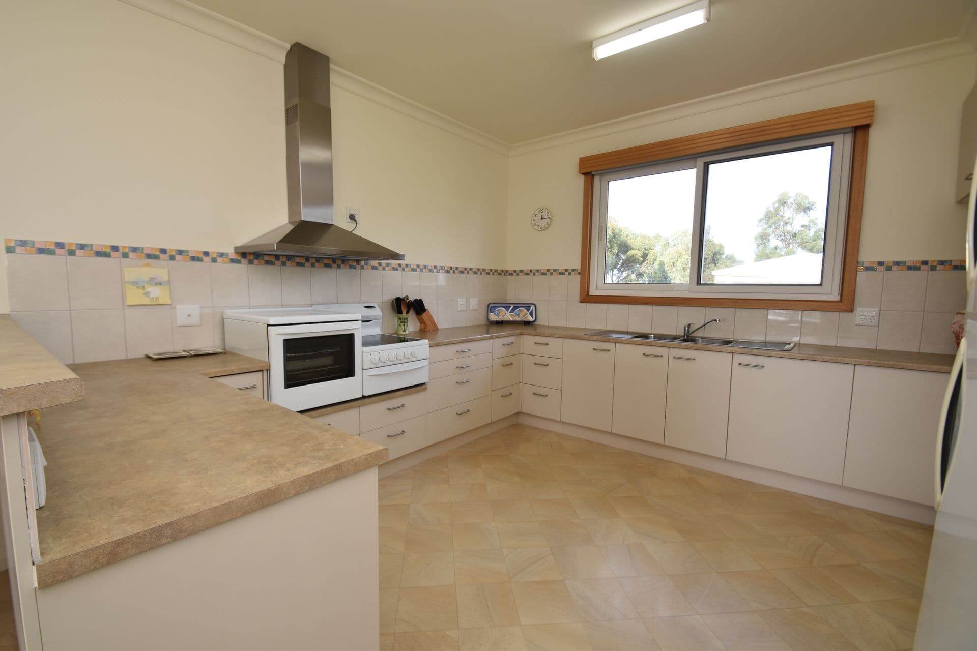 240 Bullock Track, Kingscote, SA, 5223, Kingscote - Thumbnail 3