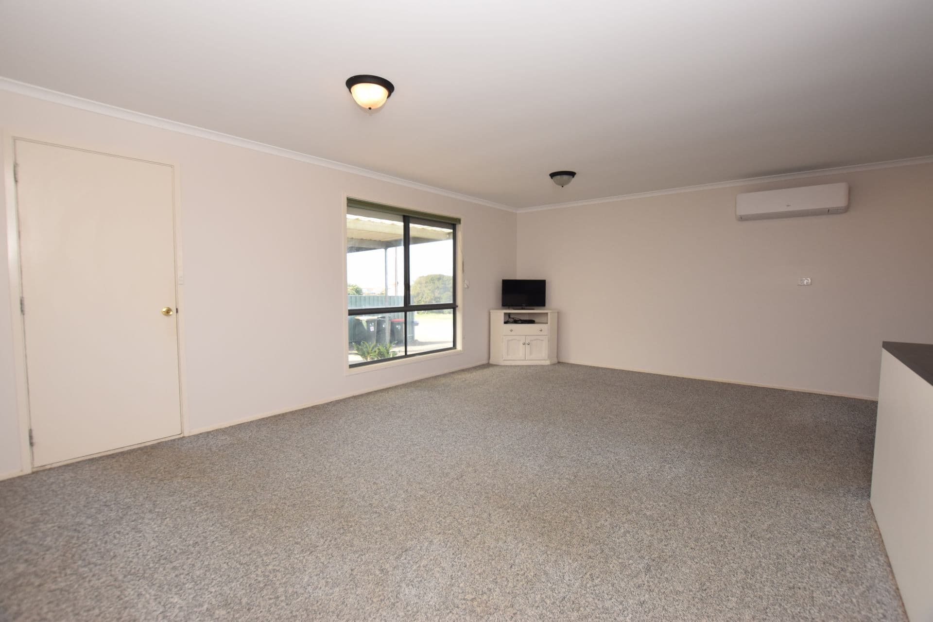 11 Flinders Avenue, Kingscote, SA, 5223, Kingscote - Thumbnail 5
