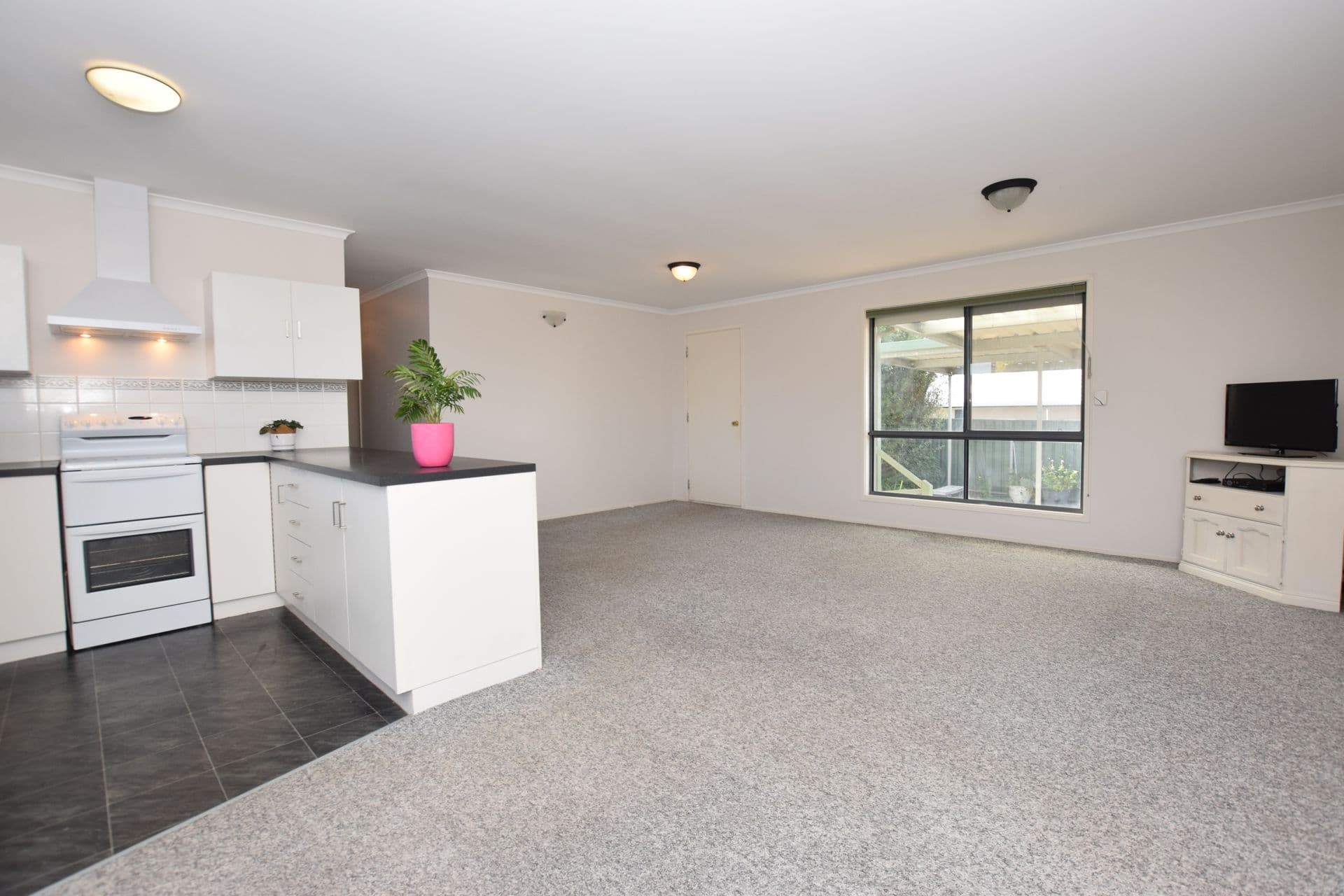 11 Flinders Avenue, Kingscote, SA, 5223, Kingscote - Thumbnail 3