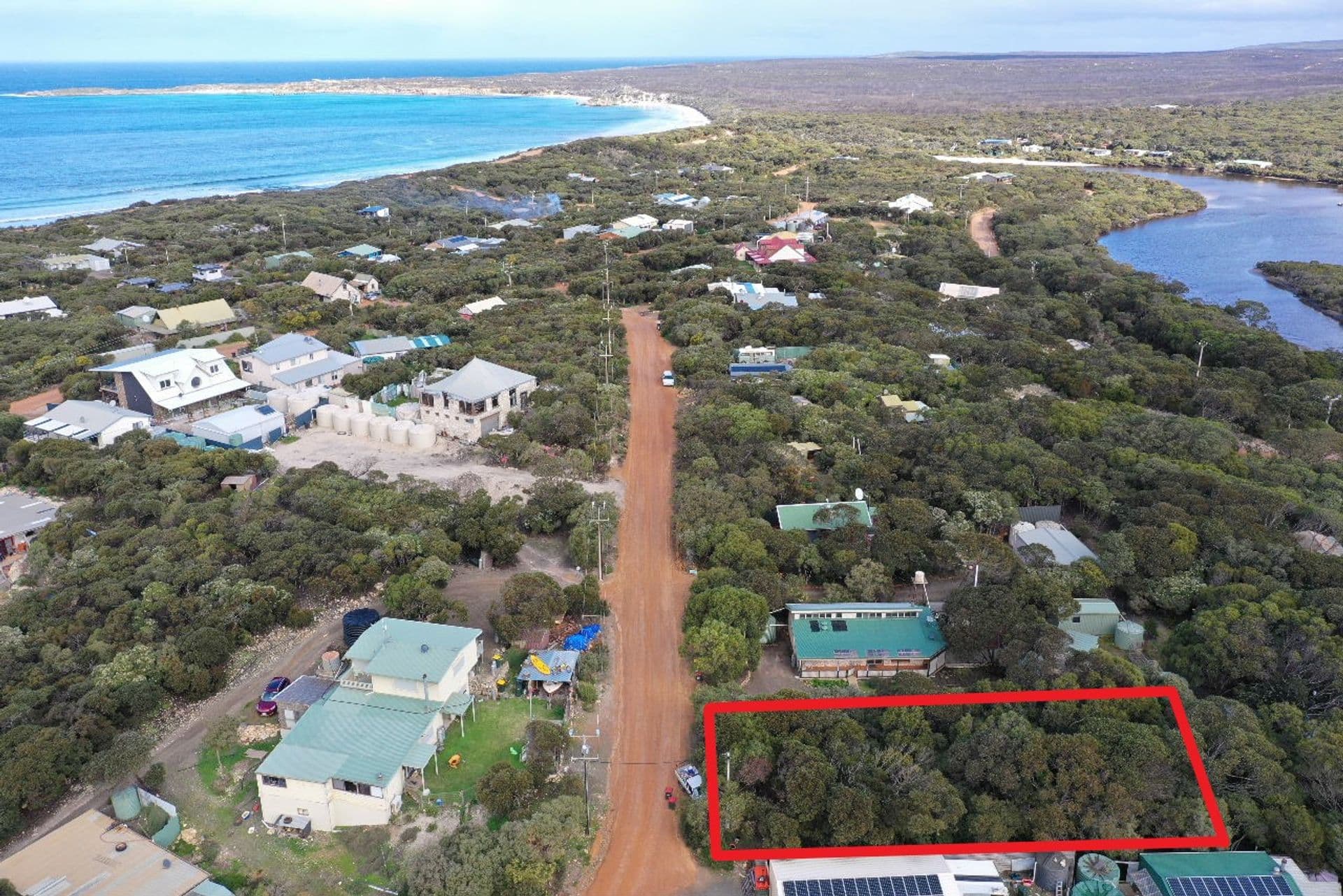4 Dolphin Crescent, Vivonne Bay, SA, 5223, Vivonne Bay - Thumbnail 2