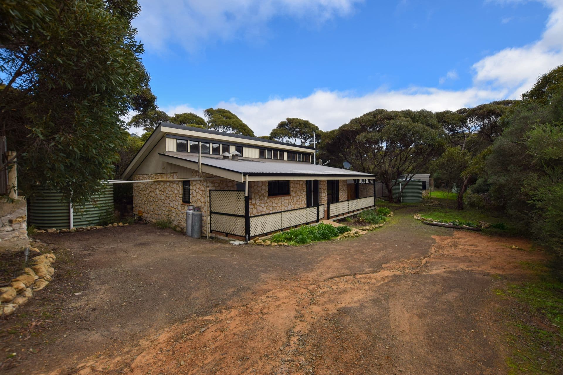 4 - 6 Dolphin Crescent, Vivonne Bay, SA, 5223, Vivonne Bay - Image 1