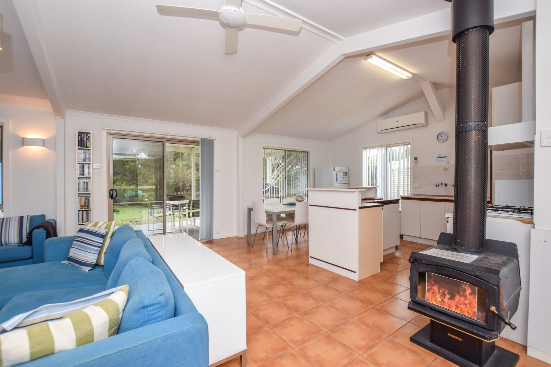 18 Pennington Road, Island Beach, SA, 5222, Island Beach - Thumbnail 7