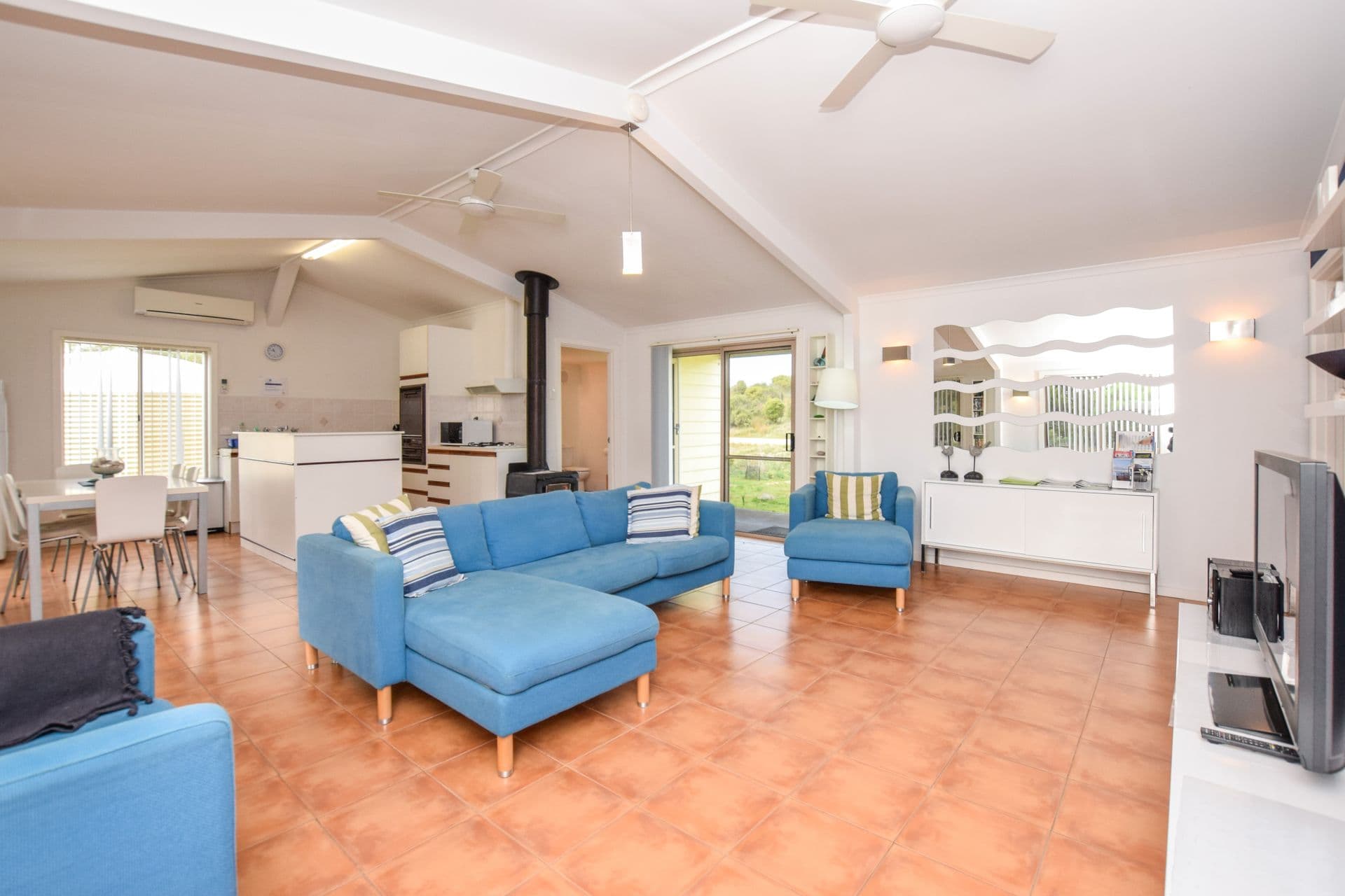 18 Pennington Road, Island Beach, SA, 5222, Island Beach - Thumbnail 8