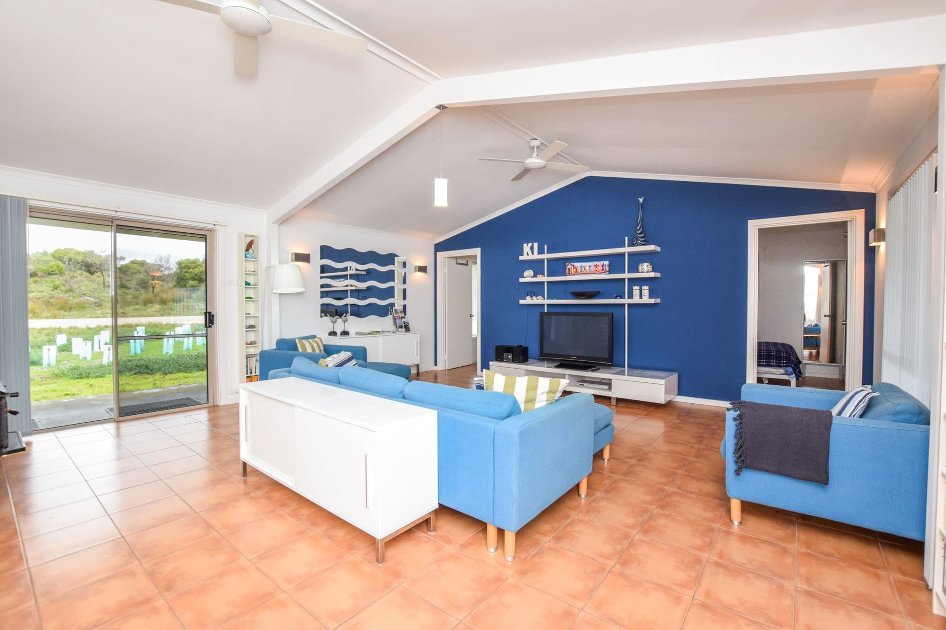 18 Pennington Road, Island Beach, SA, 5222, Island Beach - Thumbnail 4