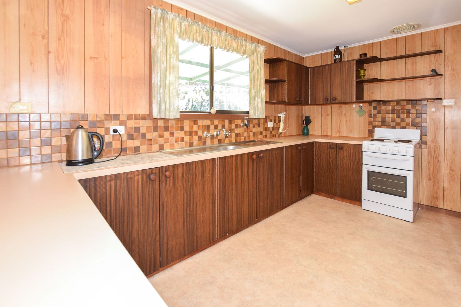 38 Flinders Avenue, Kingscote, SA, 5223, Kingscote - Thumbnail 2