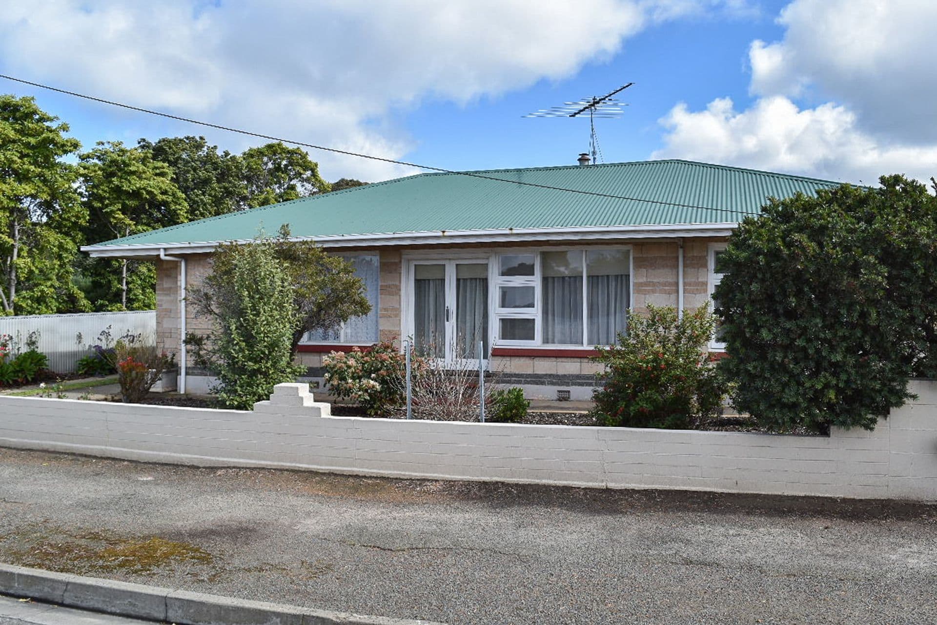 81 Cygnet Road, Kingscote, SA, 5223, Kingscote - Thumbnail 2