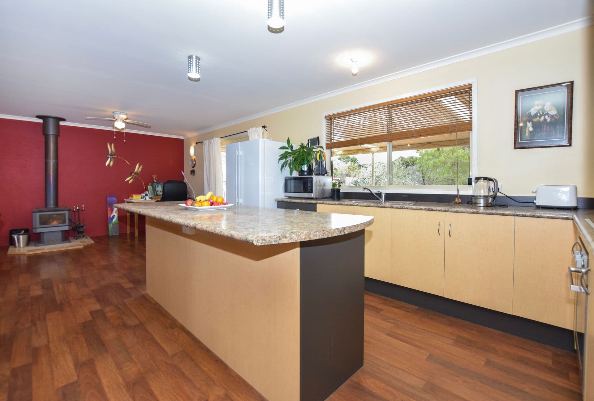 1/20-22 Ivanhoe Parade, Ivanhoe, Kingscote - Thumbnail 5