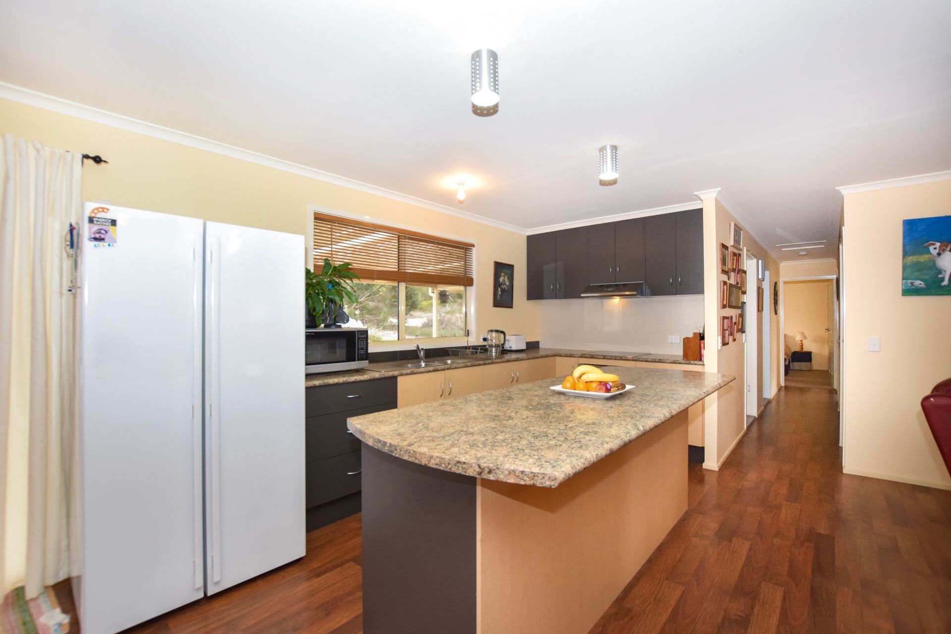 1/20-22 Ivanhoe Parade, Ivanhoe, Kingscote - Thumbnail 4