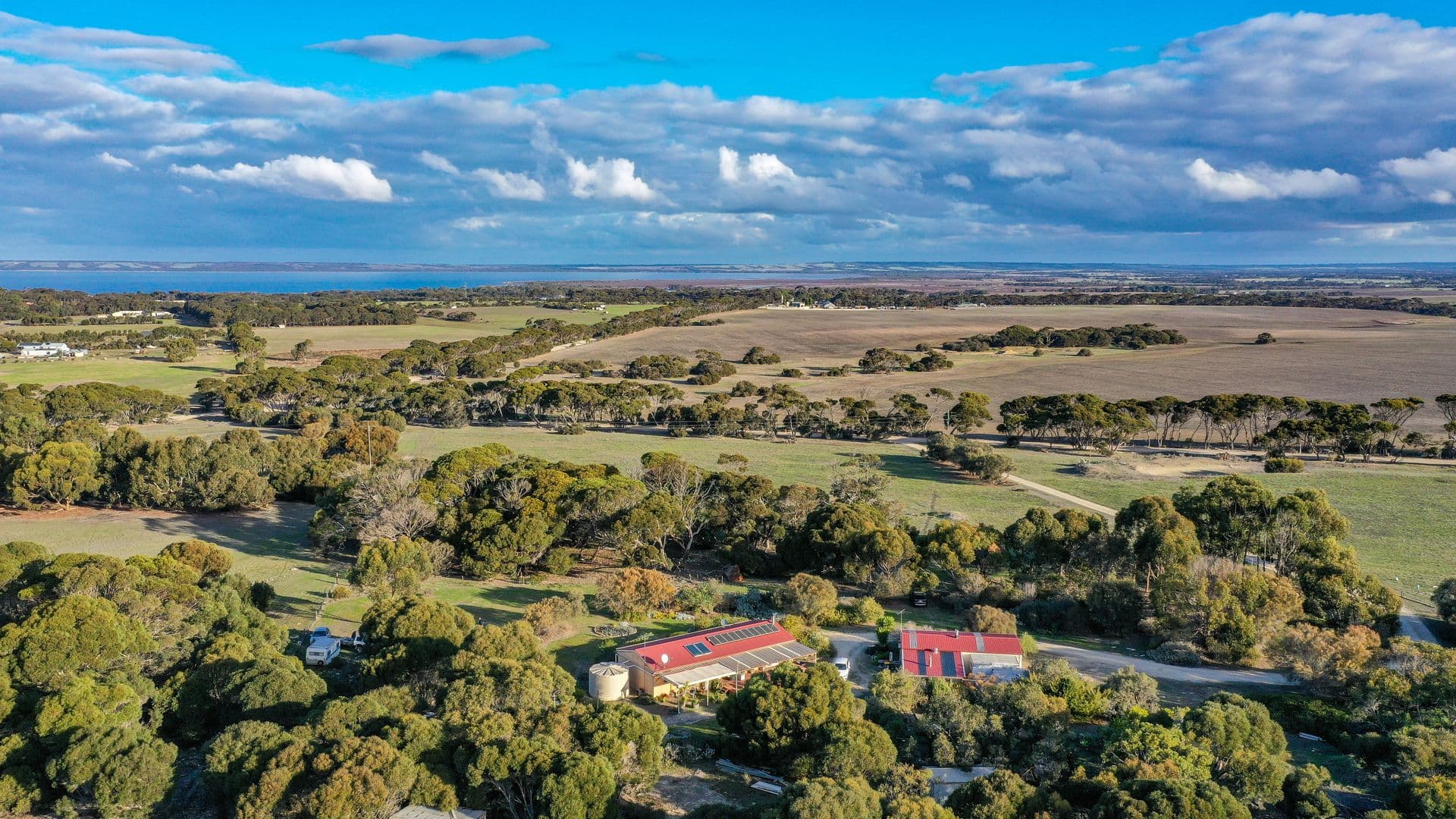 1/20-22 Ivanhoe Parade, Ivanhoe, Kingscote - Thumbnail 3