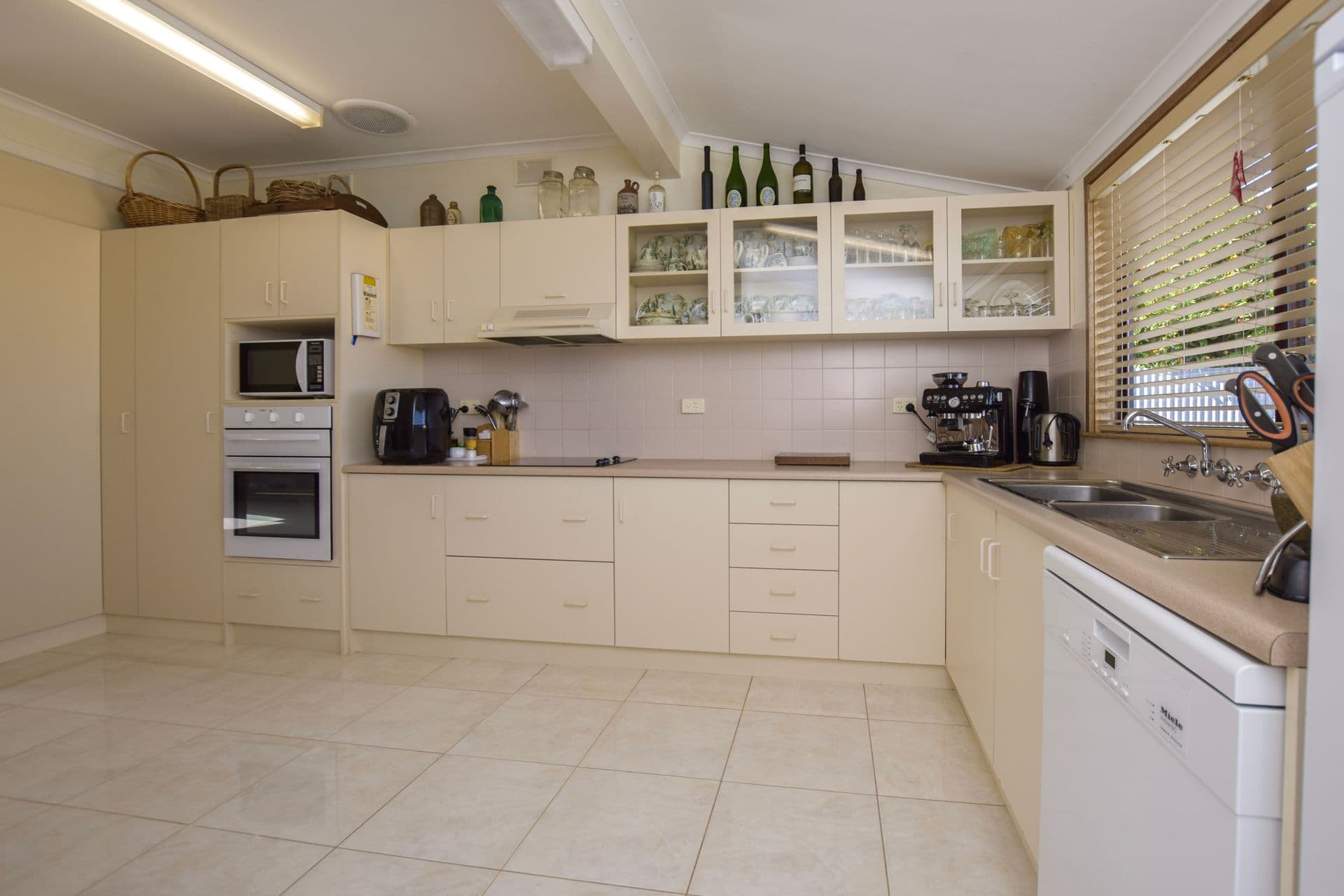 5 Buller Street, Kingscote, SA, 5223, Kingscote - Thumbnail 4