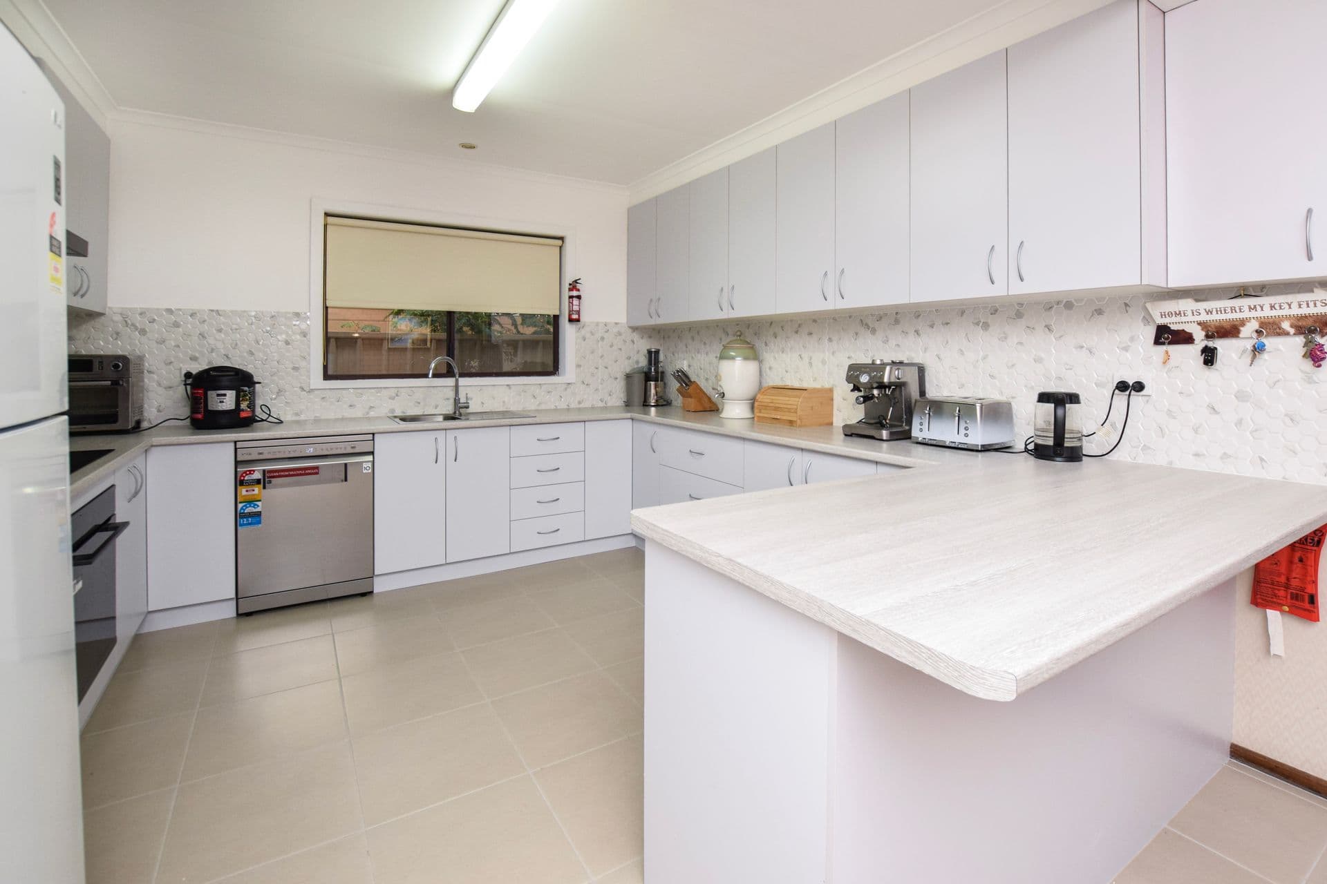 10 Dutton Street, Kingscote, SA, 5223, Kingscote - Thumbnail 2