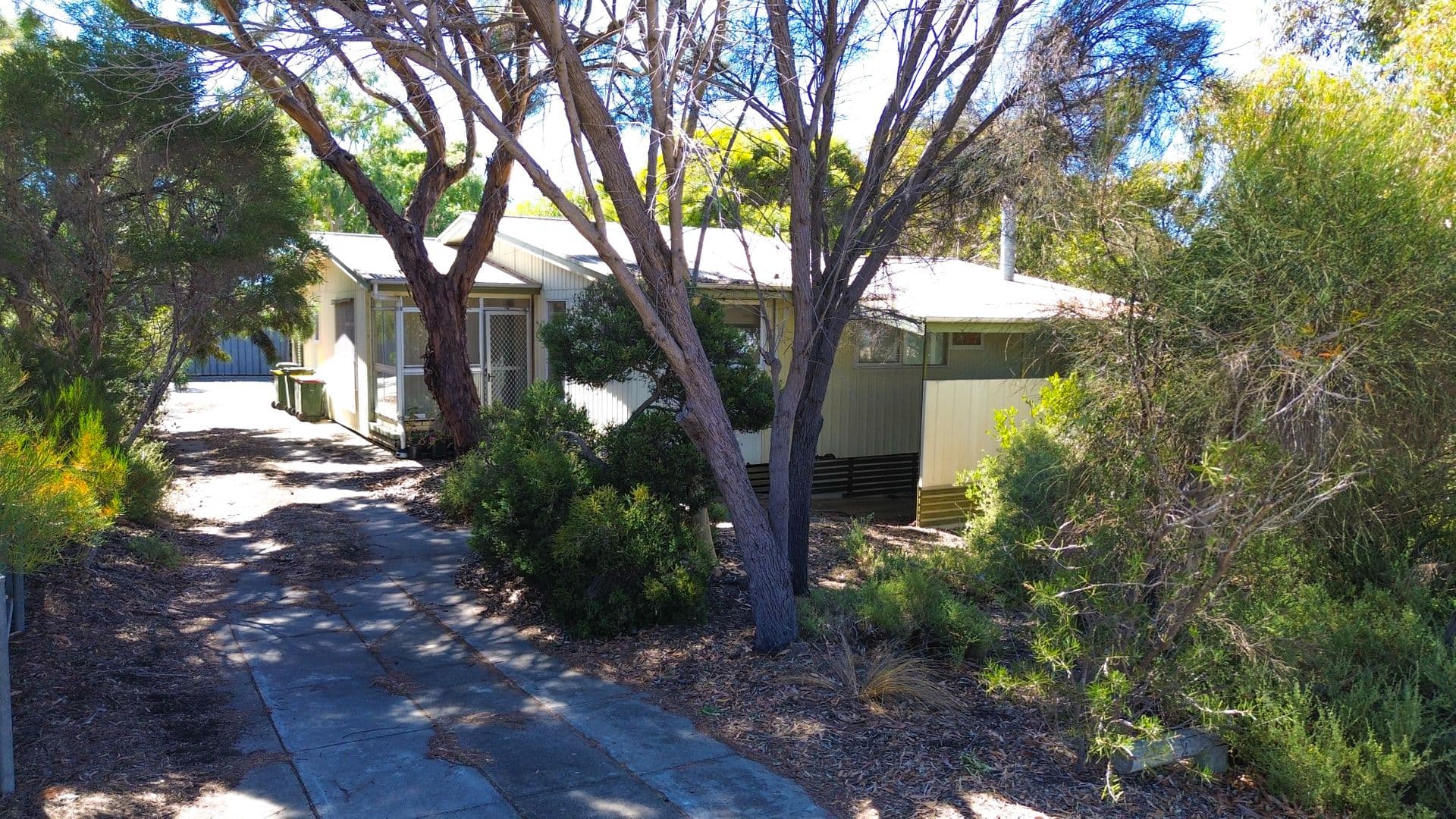 2 Brownlow Avenue, Kingscote, SA, 5223, Kingscote - Thumbnail 2