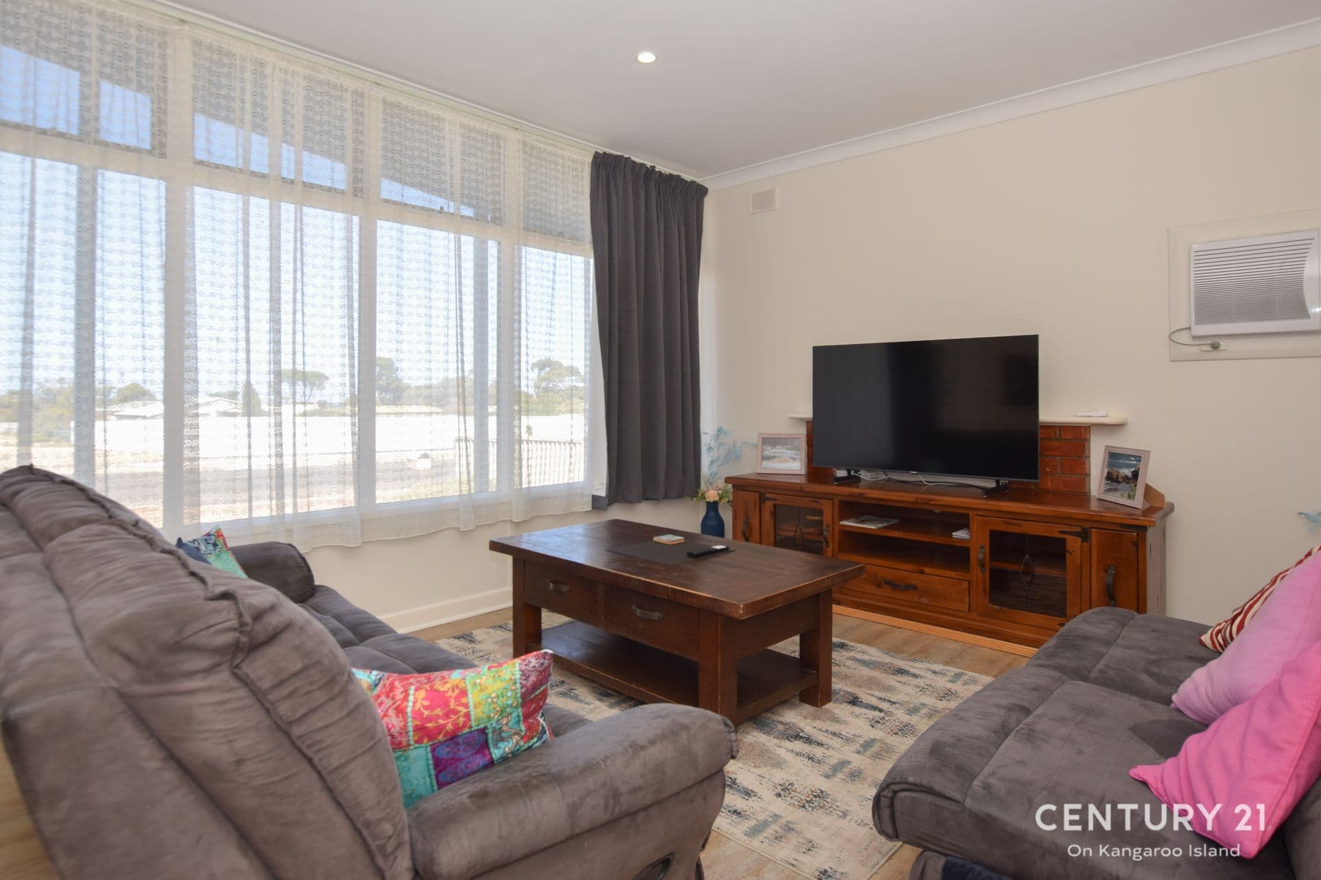 9 Centenary Avenue, Kingscote, SA, 5223, Kingscote - Thumbnail 2