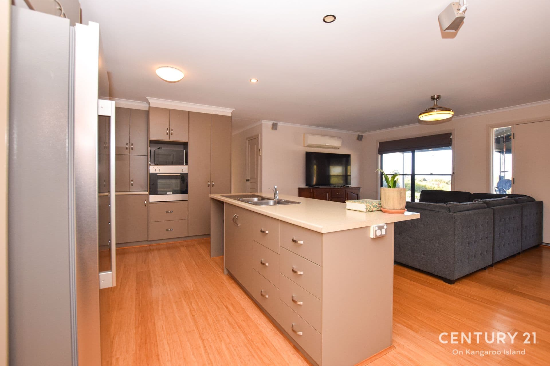172 Glen Barrett Drive, Kingscote, SA, 5223, Kingscote - Thumbnail 5