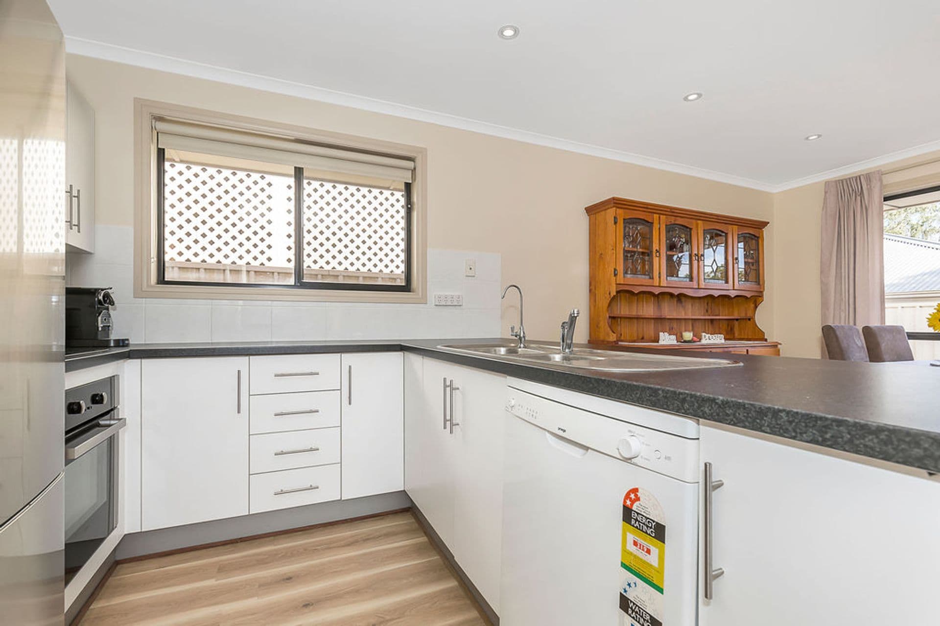 8b Rowe Street, Para Hills, SA, 5096, Para Hills - Thumbnail 7
