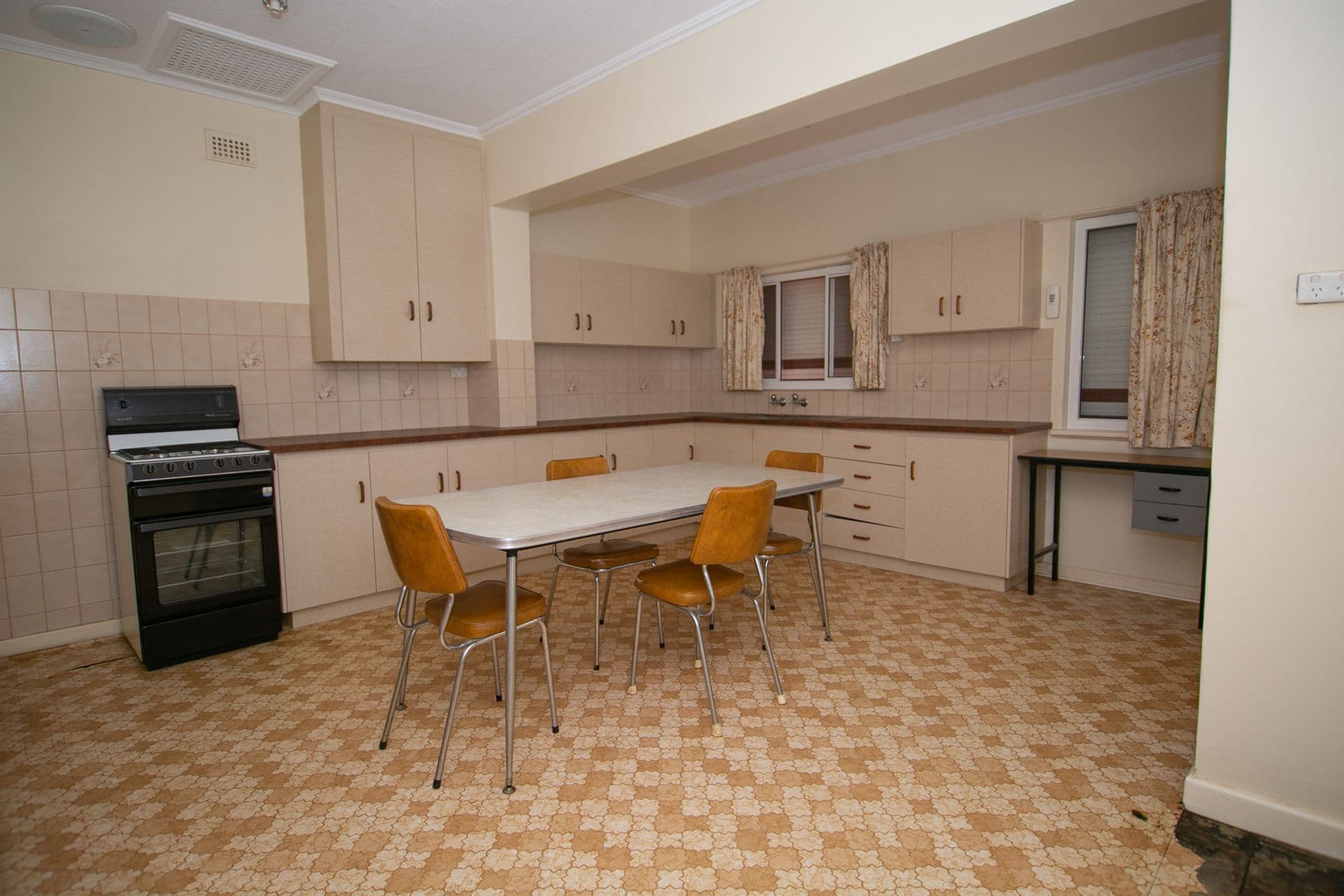 34 Harrison Street, Port Pirie, SA, 5540, Risdon Park - Thumbnail 3