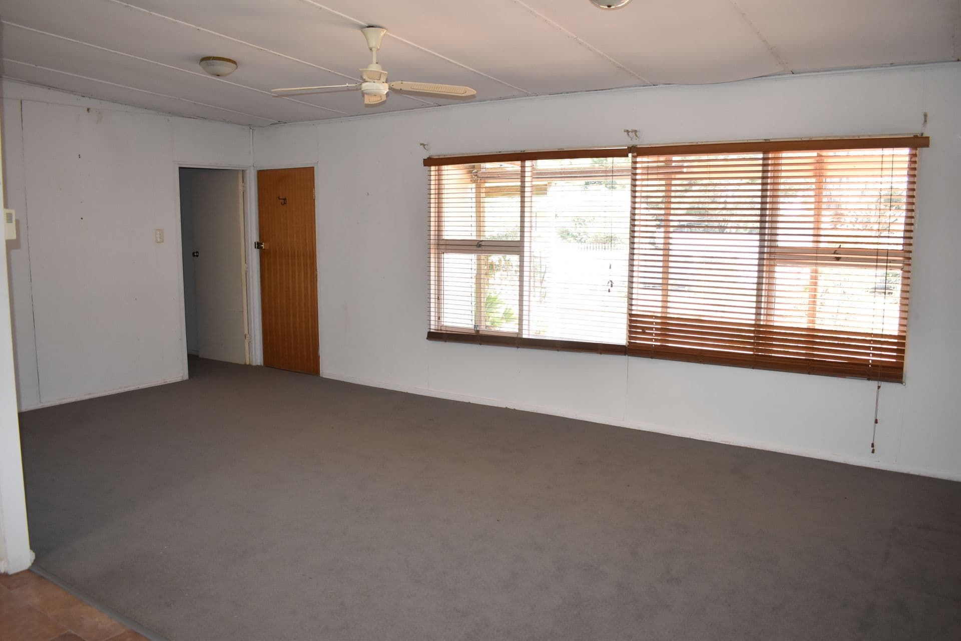 4 Whittier Street, Crystal Brook, SA, 5523, Crystal Brook - Thumbnail 3