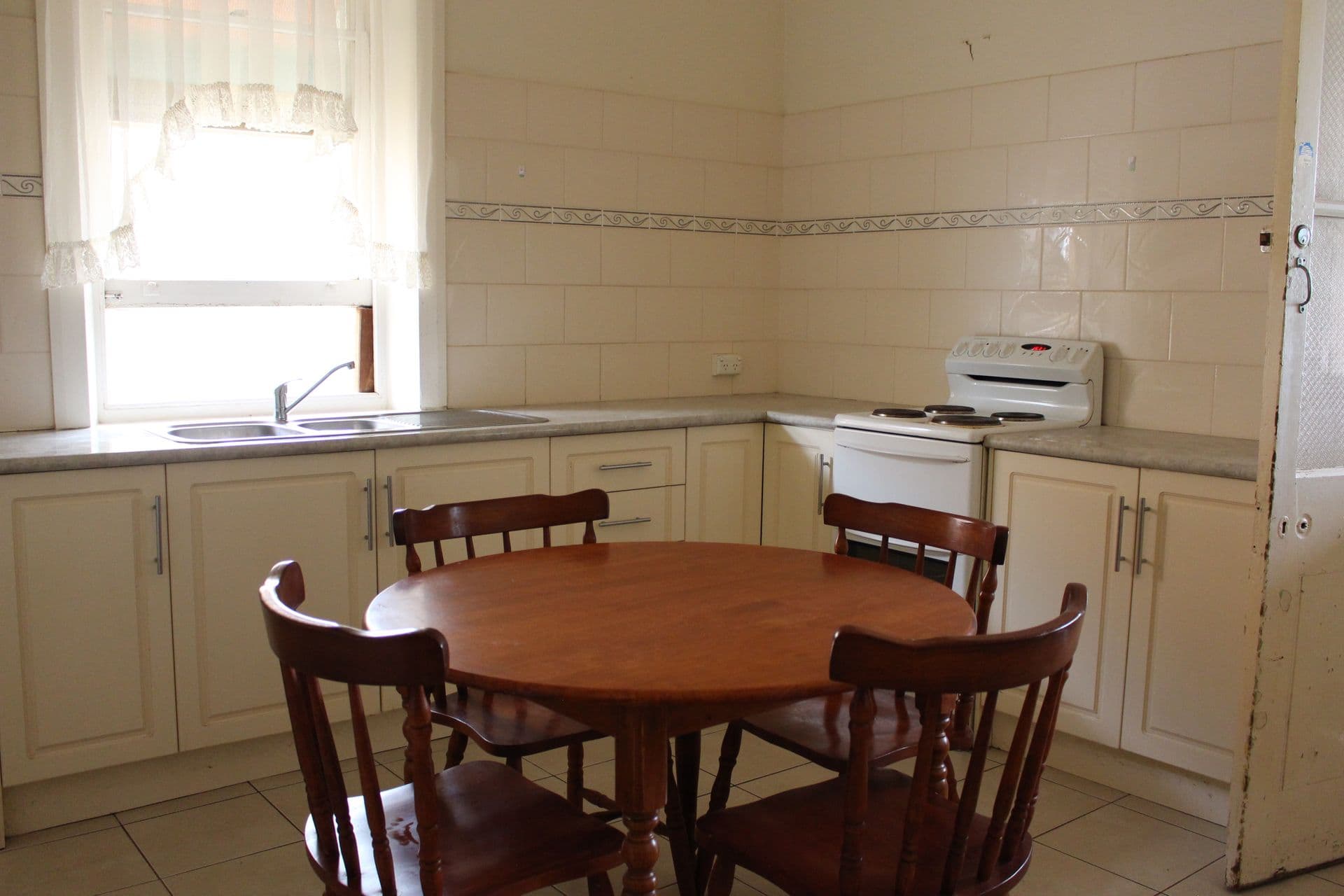 16 Railway Terrace, Port Pirie, SA, 5540, Port Pirie South - Thumbnail 3