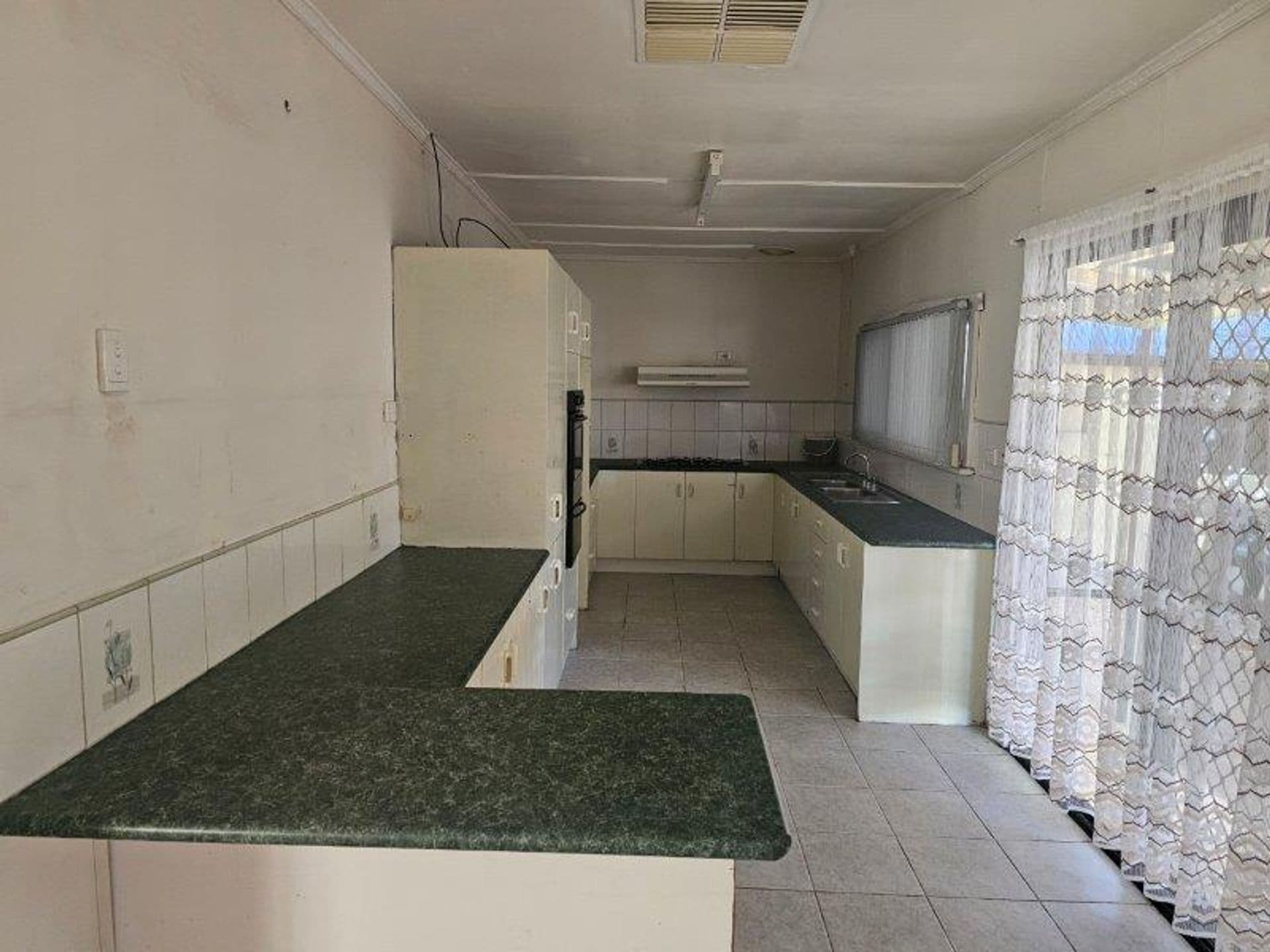 130 Three Chain Road, Port Pirie, SA, 5540, Port Pirie - Thumbnail 2
