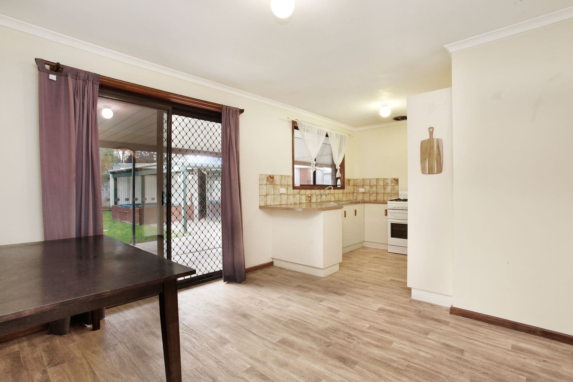 2/1568 Main North Road, Salisbury South, SA, 5106, Burton - Thumbnail 3