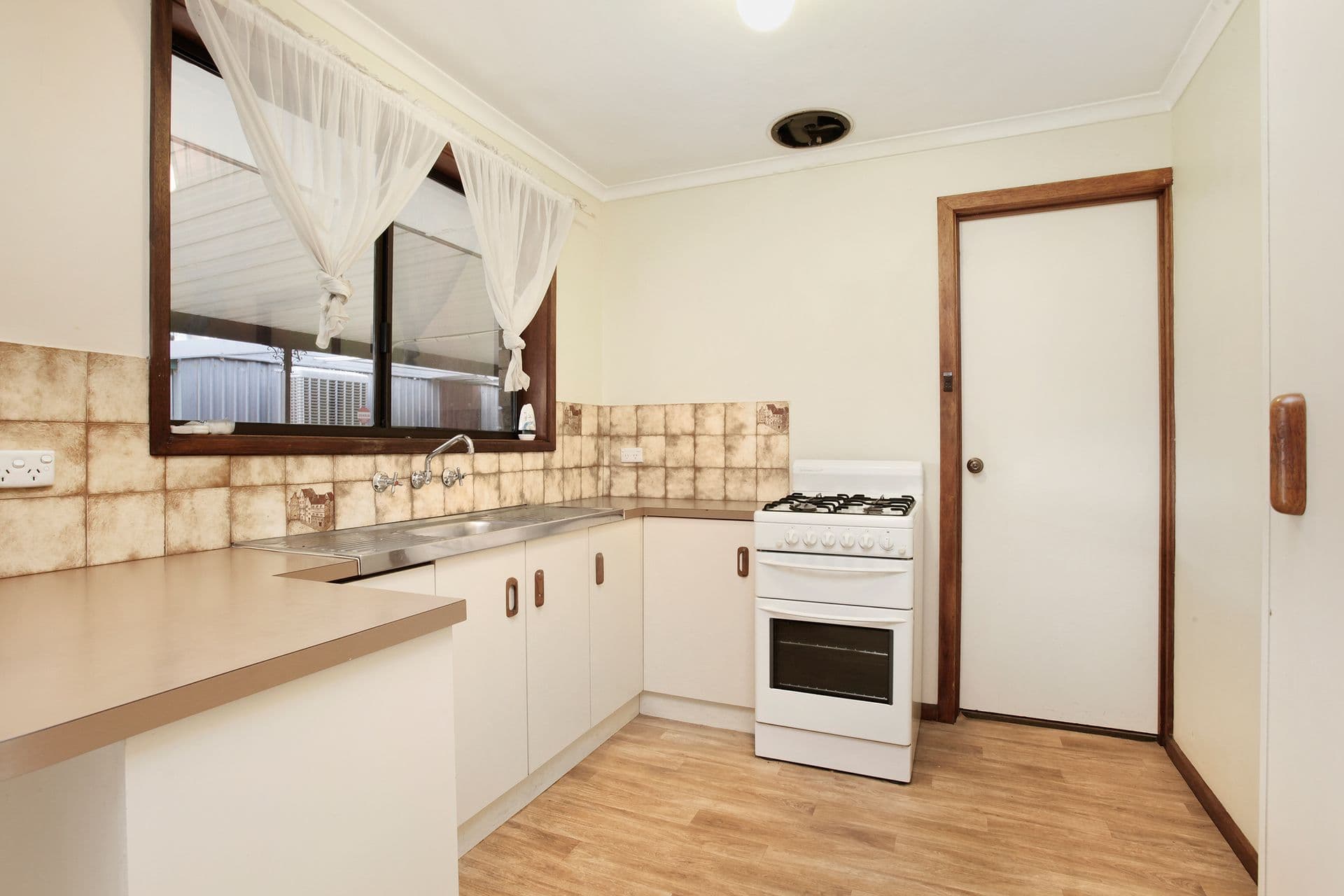 2/1568 Main North Road, Salisbury South, SA, 5106, Burton - Thumbnail 4