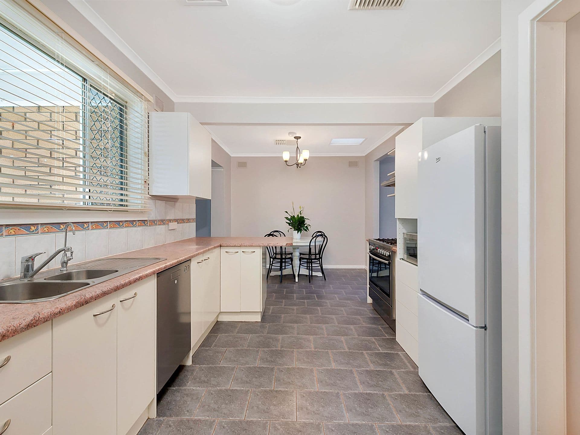 2/1568 Main North Road, Salisbury South, SA, 5106, Salisbury East - Thumbnail 5