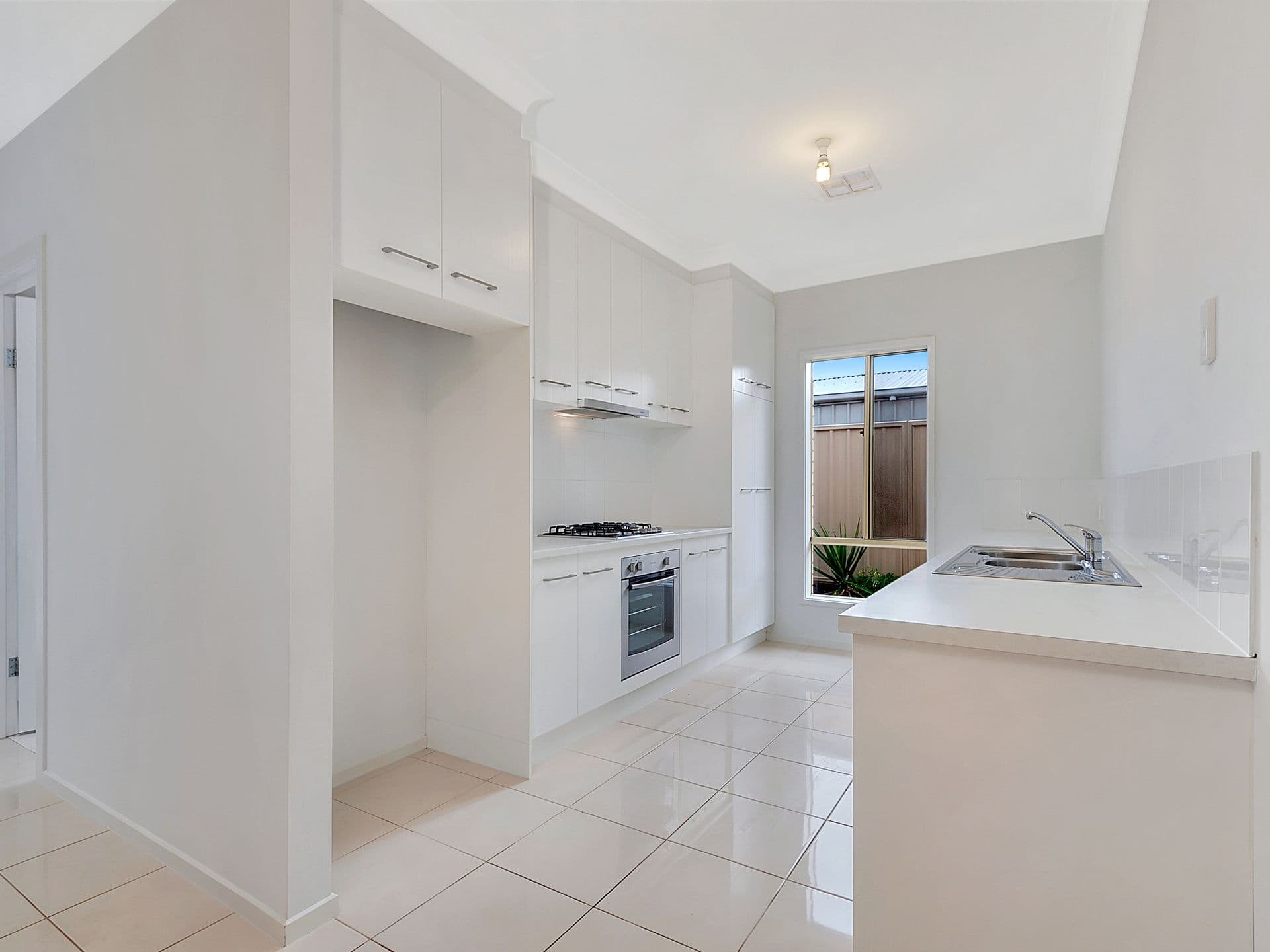 8B Saxon Street, Smithfield Plains, SA, 5114, Smithfield Plains - Thumbnail 3