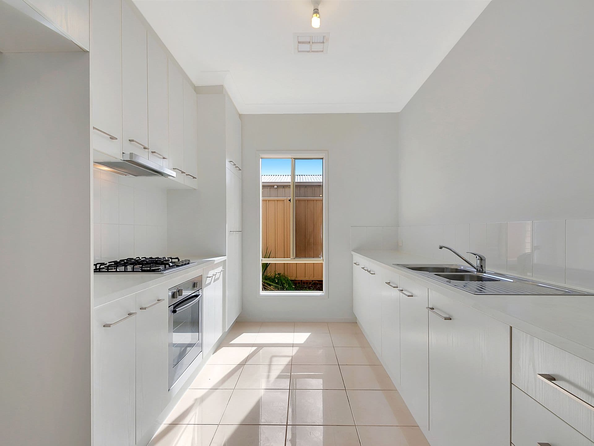 8B Saxon Street, Smithfield Plains, SA, 5114, Smithfield Plains - Thumbnail 4