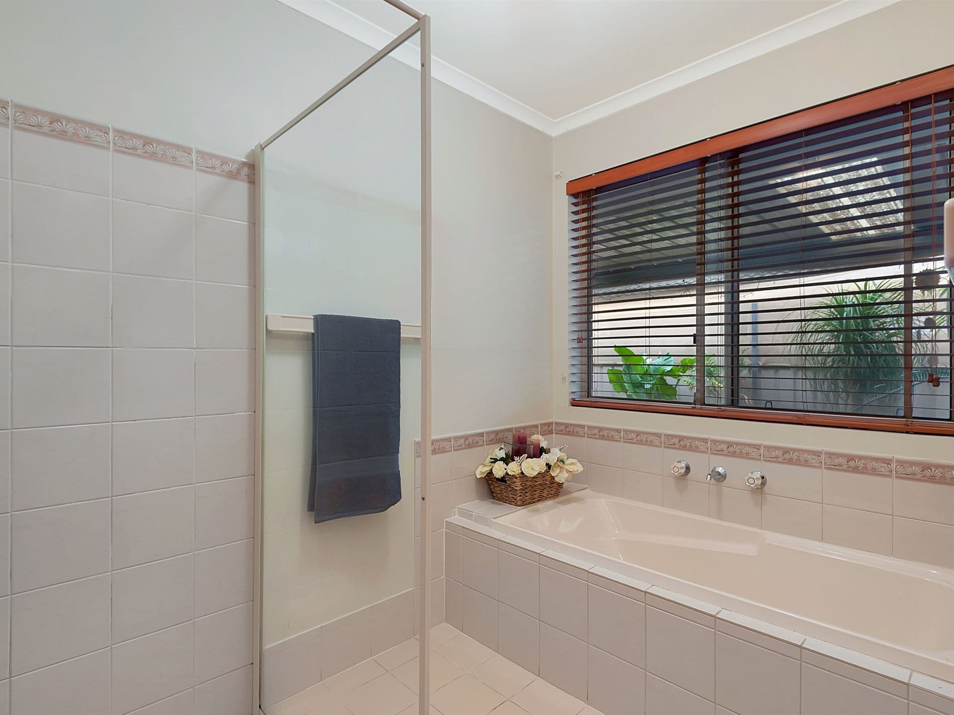 8 Stuart Drive, Craigmore, SA, 5114, Craigmore - Thumbnail 8