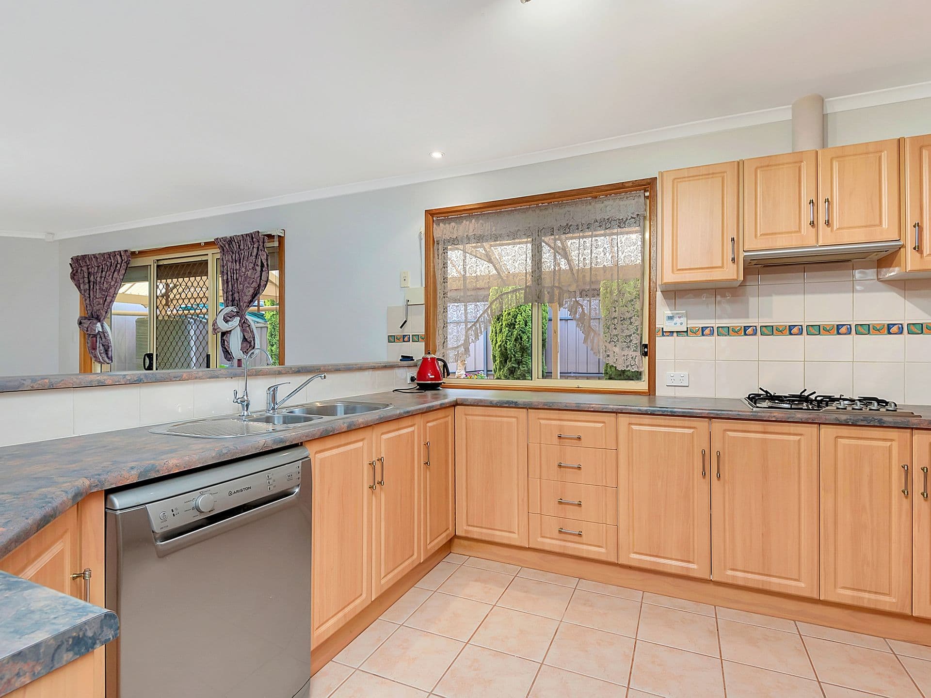 3 Beverley Court, Craigmore, SA, 5114, Craigmore - Thumbnail 5