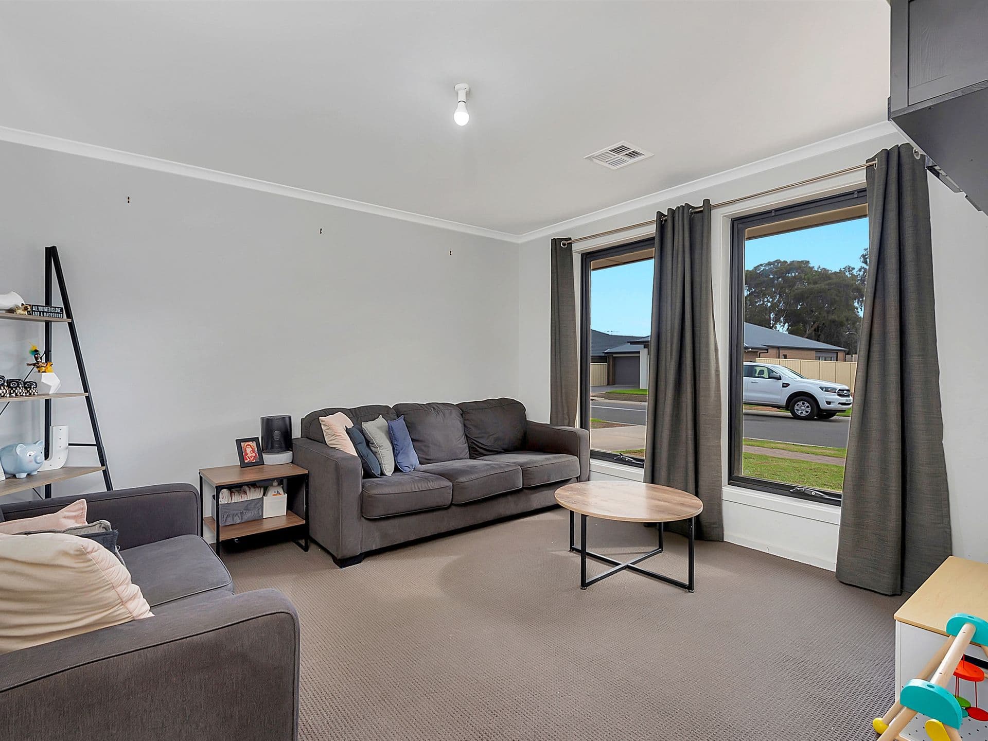 39 Heritage Drive, Paralowie, SA, 5108, Paralowie - Thumbnail 2