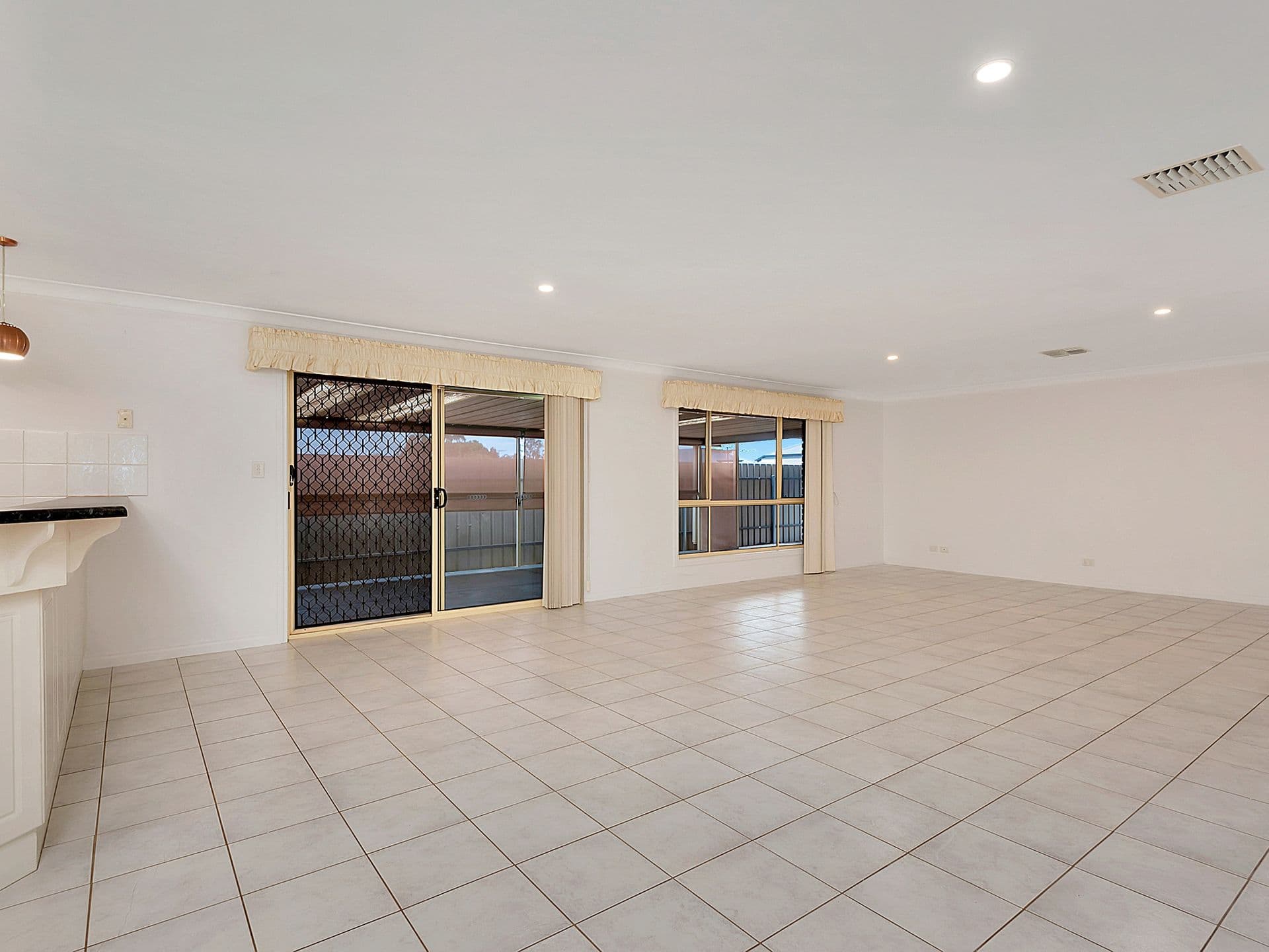2/1568 Main North Road, Salisbury South, SA, 5106, Munno Para West - Thumbnail 4